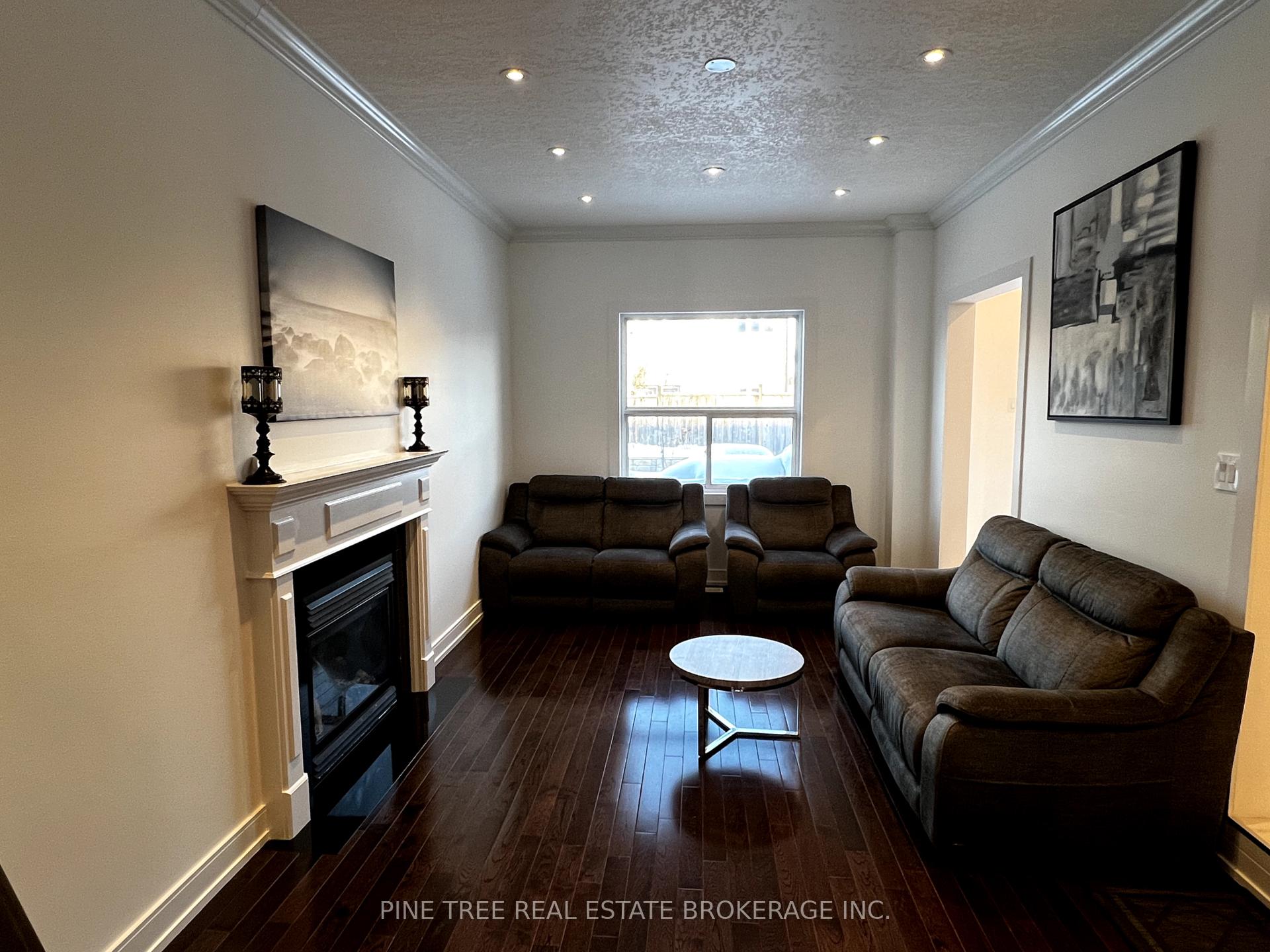 Photo 12 of Unit M&2nd, 62 Joseph Crescent, Barrie, Painswick South — HOMEH