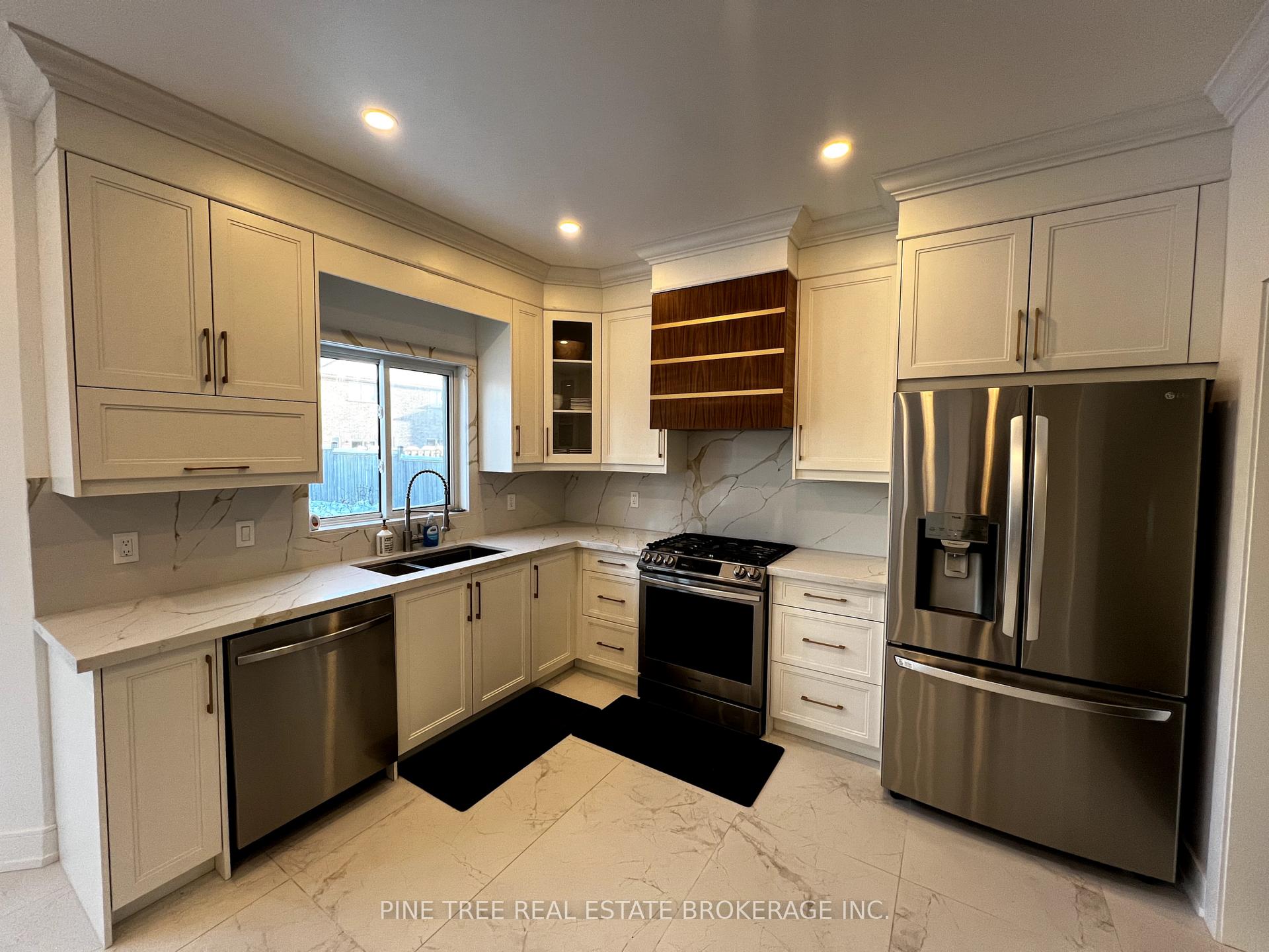 Photo 17 of Unit M&2nd, 62 Joseph Crescent, Barrie, Painswick South — HOMEH