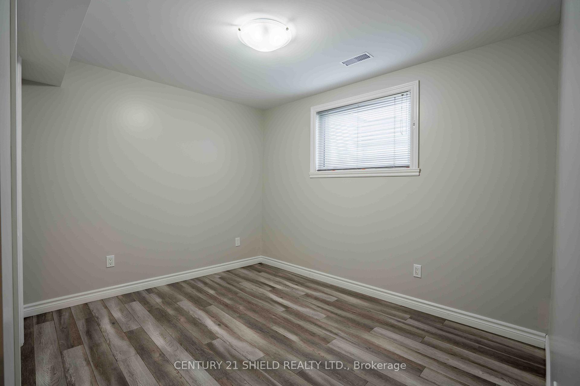 Photo 17 of 223 Third Street W, Cornwall — HOMEH