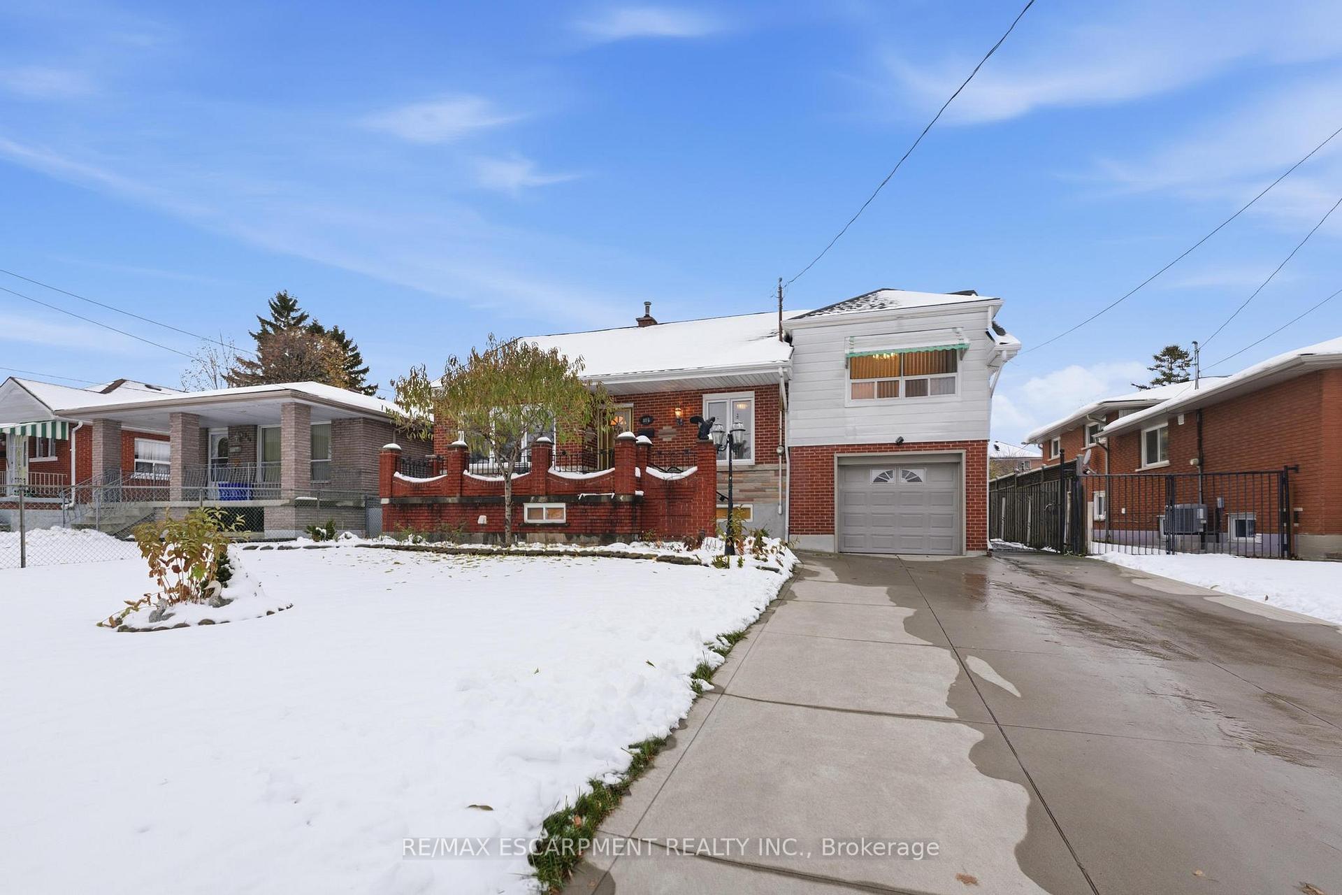 Front of 314 Hawkridge Avenue
