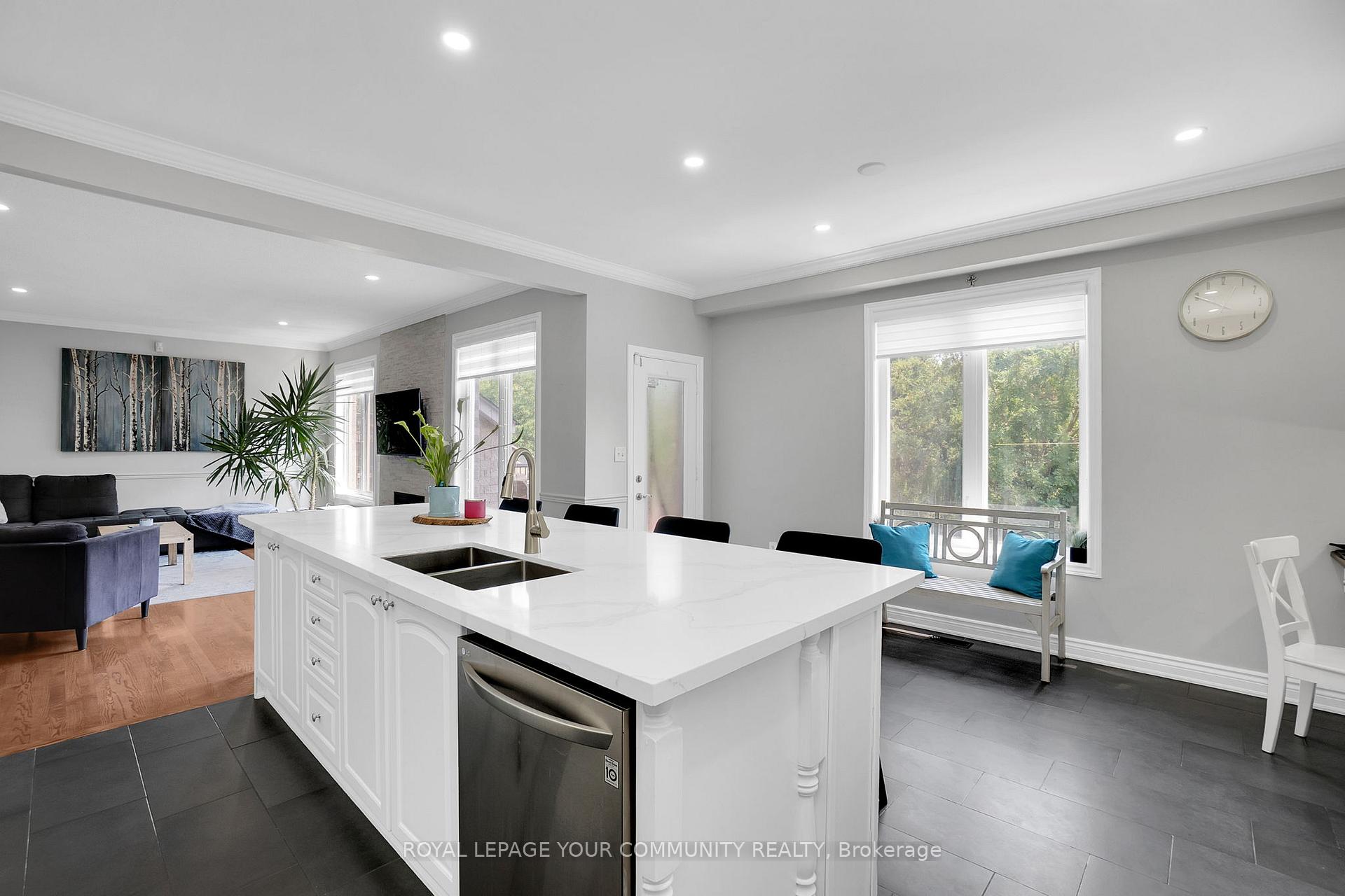 Photo 10 of 11 Evans Ridge, Caledon, Bolton North — HOMEH