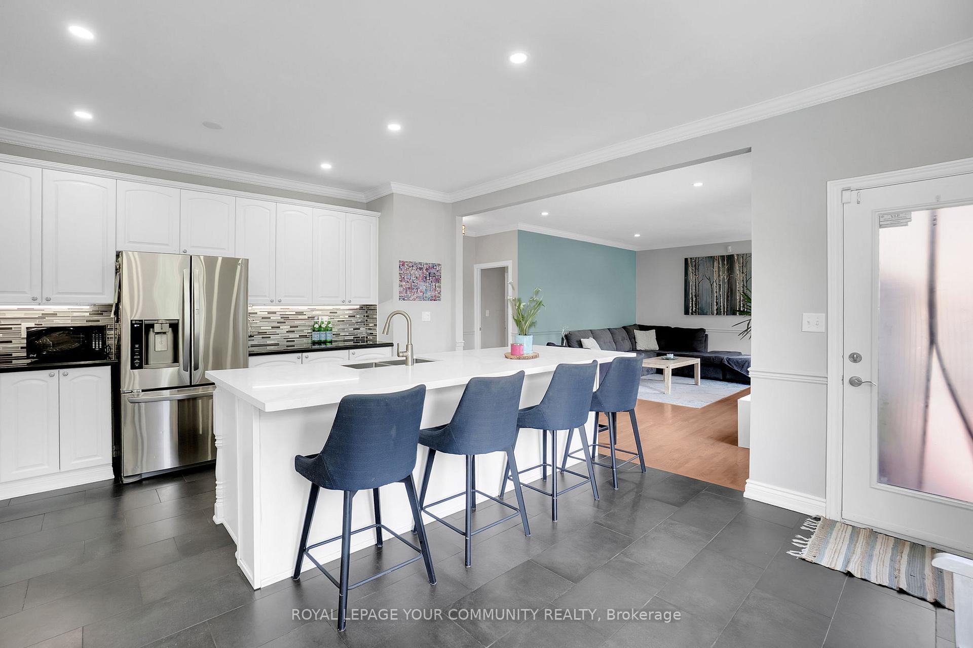 Photo 2 of 11 Evans Ridge, Caledon, Bolton North — HOMEH