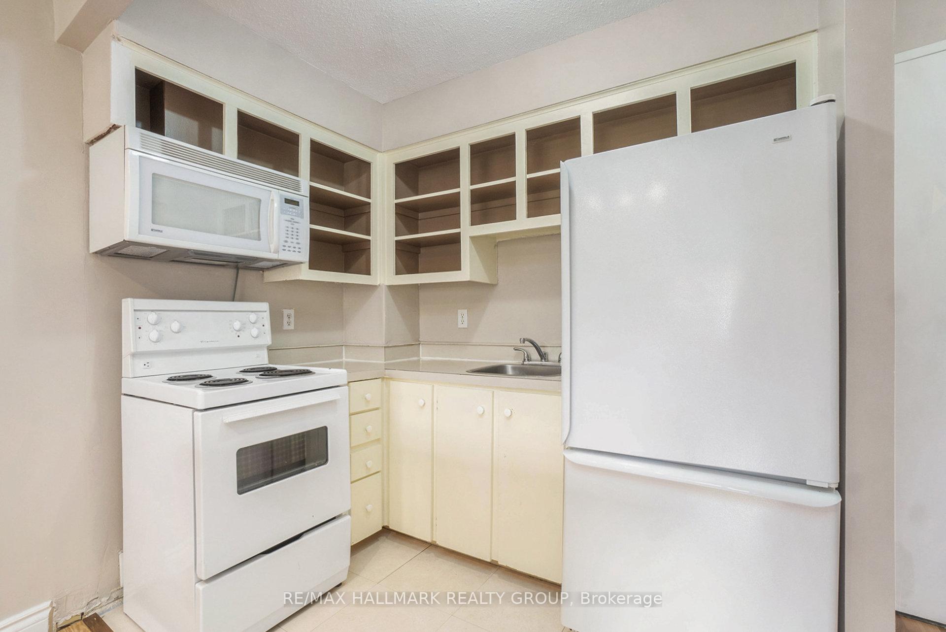 Photo 11 of Unit 203C, 2041 Arrowsmith Dr., Ottawa, Beacon Hill South — HOMEH
