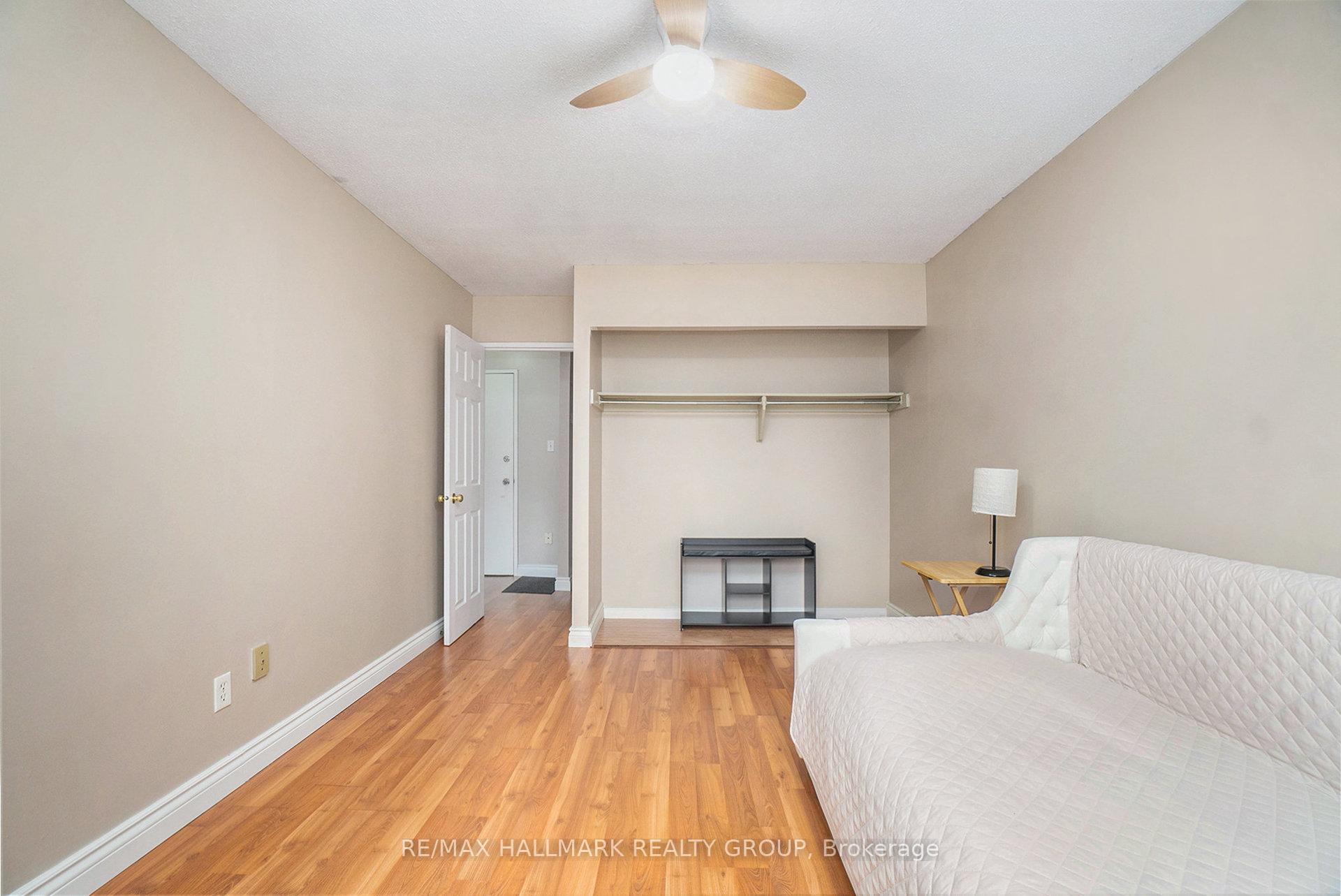 Photo 12 of Unit 203C, 2041 Arrowsmith Dr., Ottawa, Beacon Hill South — HOMEH