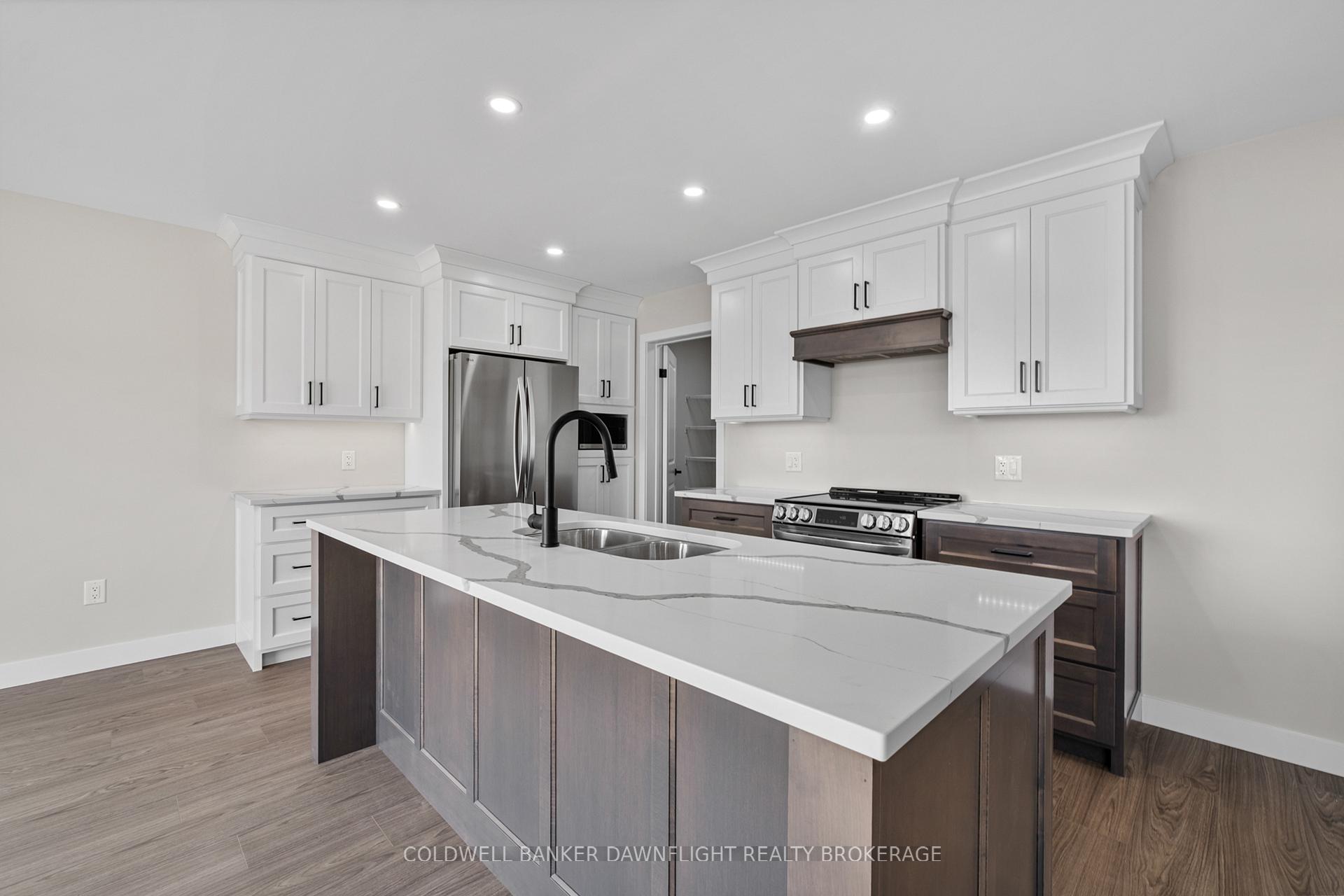 Photo 7 of 127 Victoria Avenue E, South Huron, Stephen — HOMEH