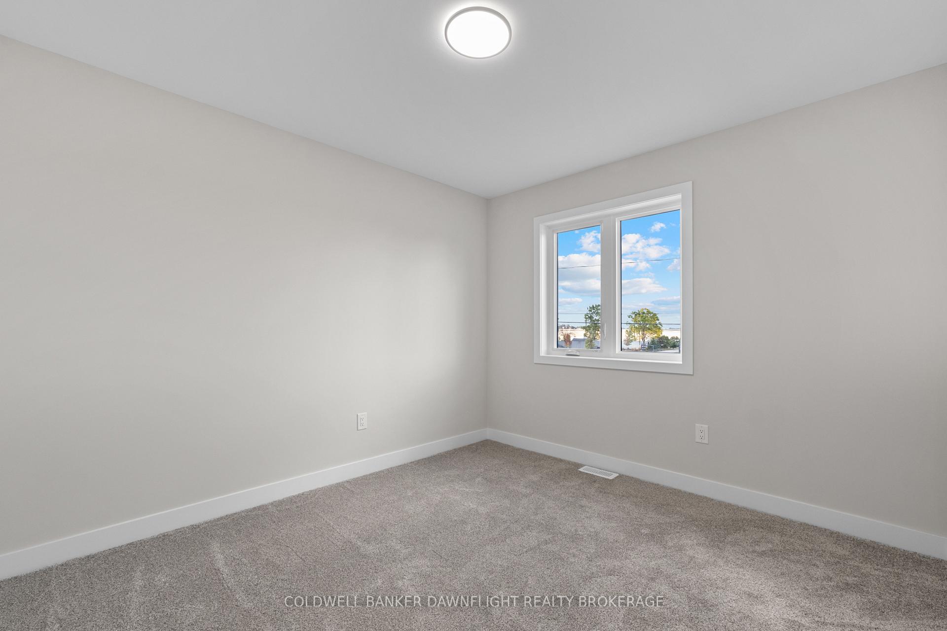 Photo 24 of 127 Victoria Avenue E, South Huron, Stephen — HOMEH