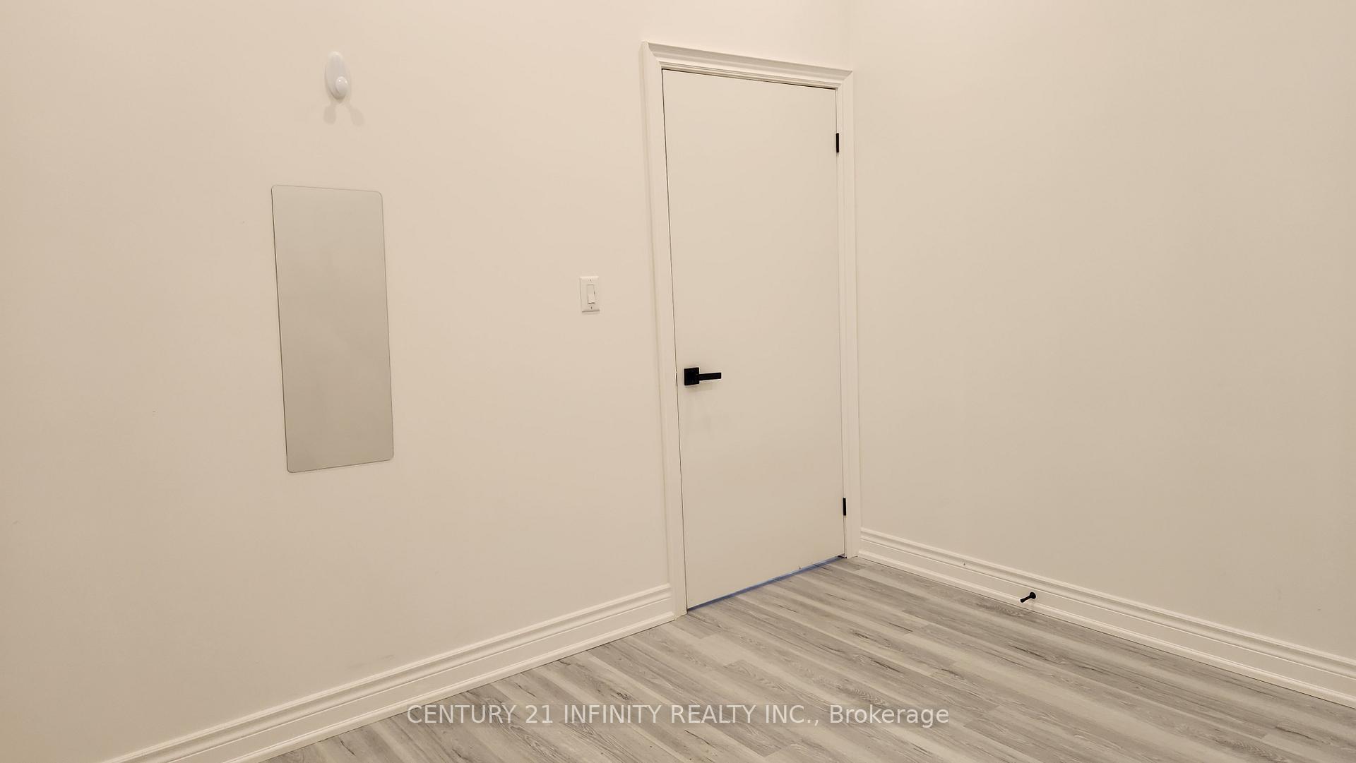 Photo 3 of 136 Simcoe Street S, Oshawa, Central — HOMEH