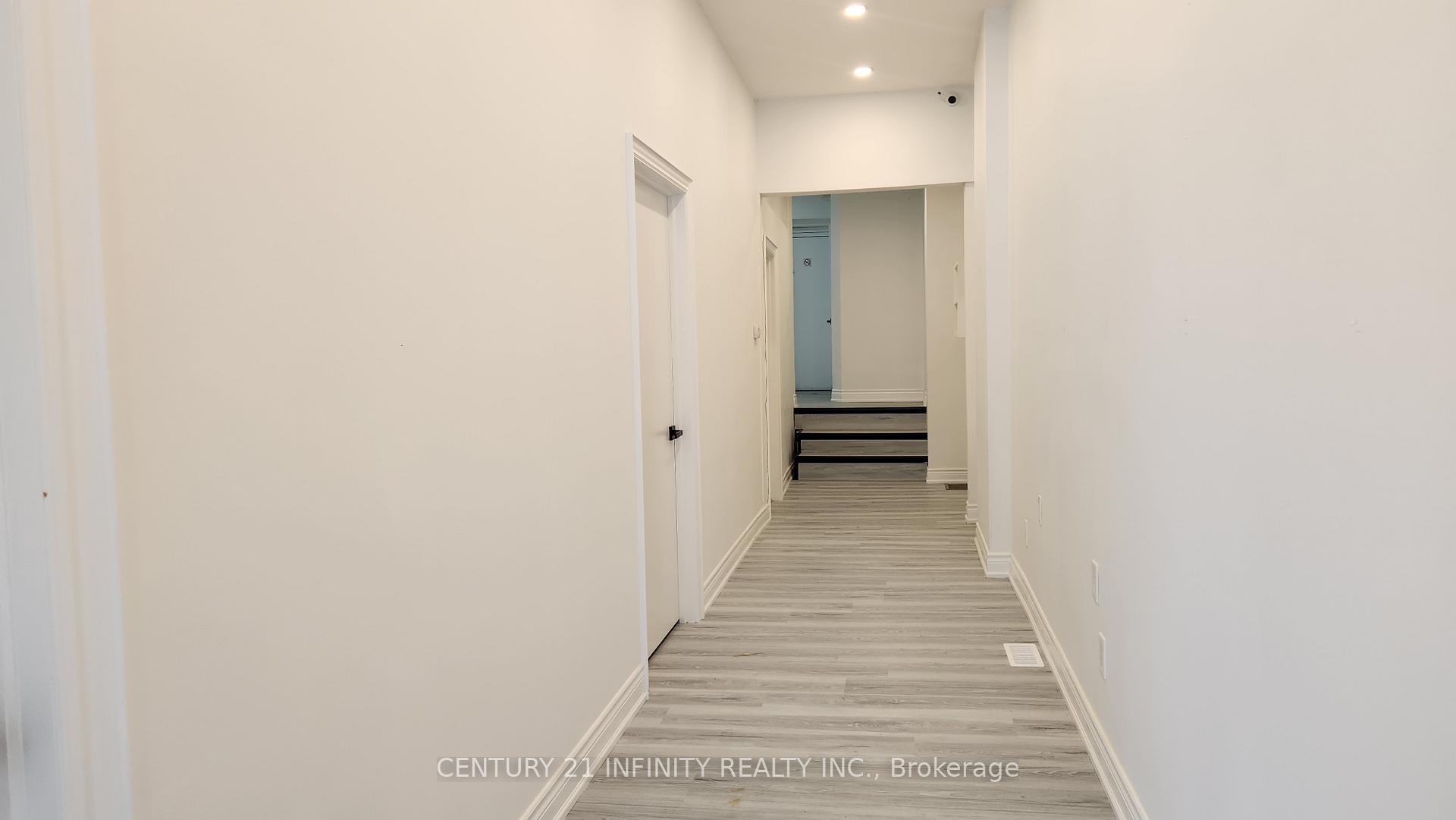 Photo 9 of 136 Simcoe Street S, Oshawa, Central — HOMEH