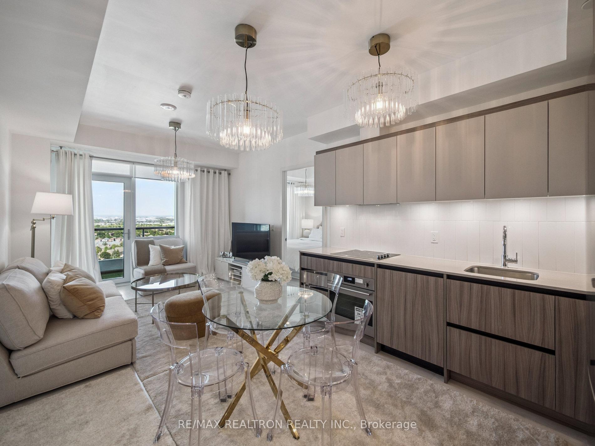Photo 5 of Unit 1802, 7950 Bathurst Street, Vaughan, Beverley Glen — HOMEH