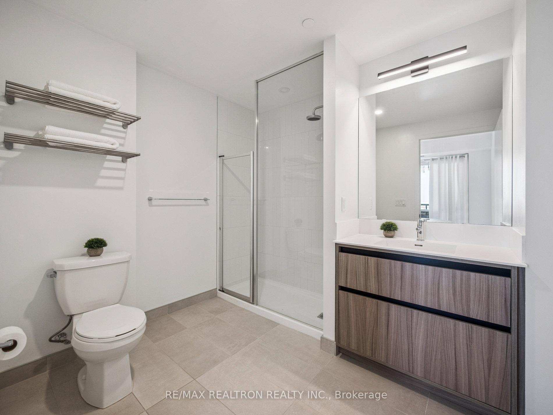 Photo 12 of Unit 1802, 7950 Bathurst Street, Vaughan, Beverley Glen — HOMEH