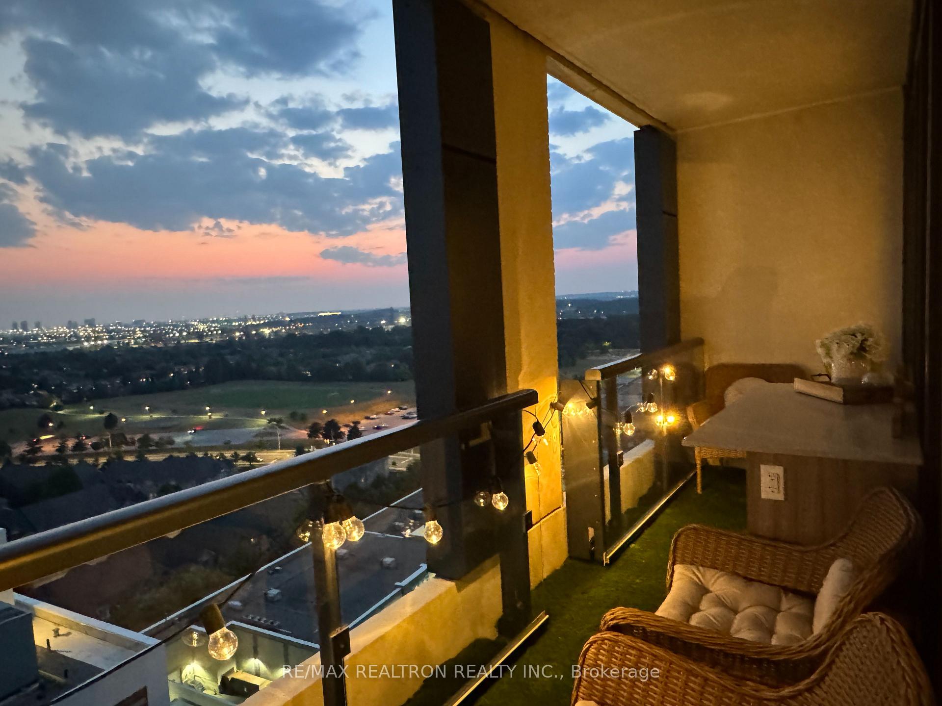 Photo 14 of Unit 1802, 7950 Bathurst Street, Vaughan, Beverley Glen — HOMEH