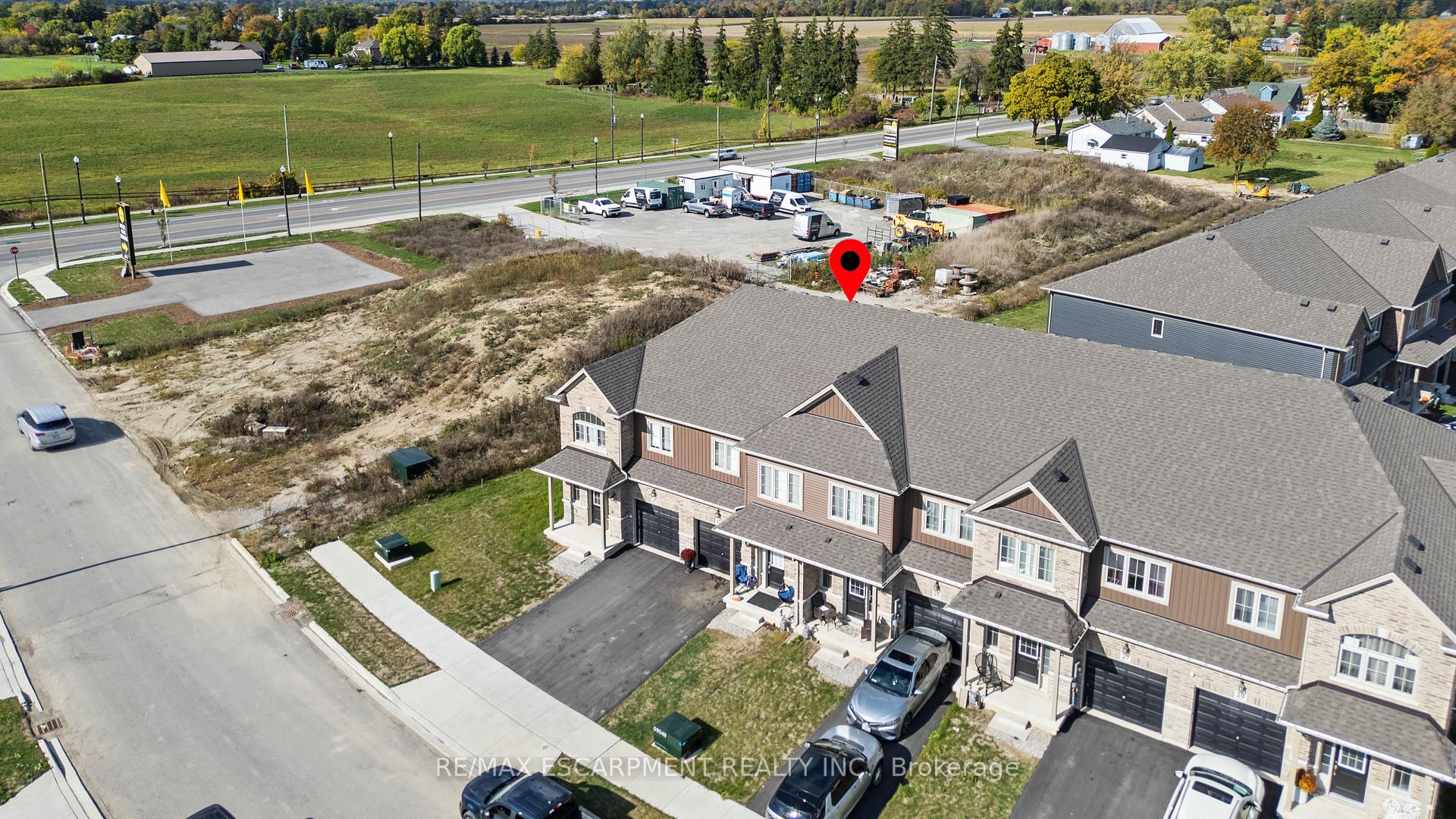 Photo 44 of 23 Zoe Lane, Hamilton, Rural Glanbrook — HOMEH