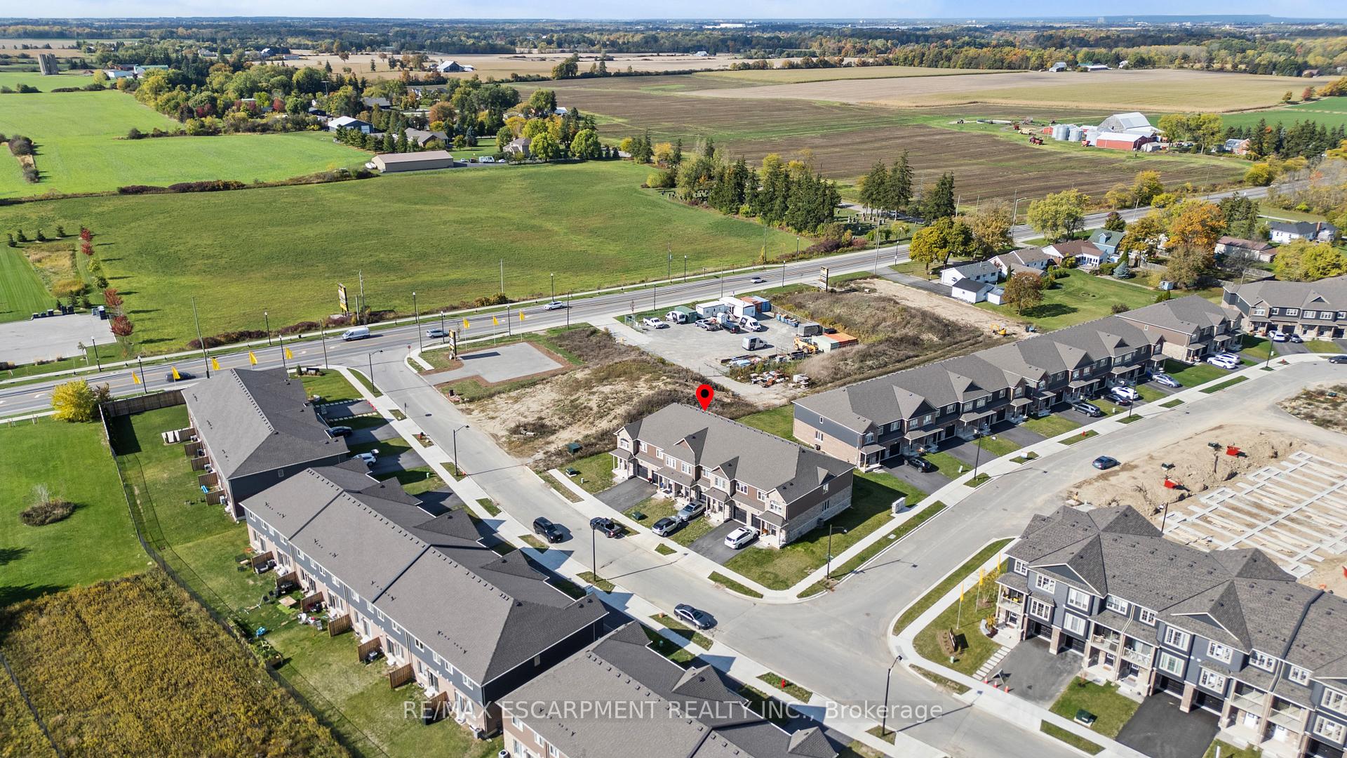 Photo 45 of 23 Zoe Lane, Hamilton, Rural Glanbrook — HOMEH