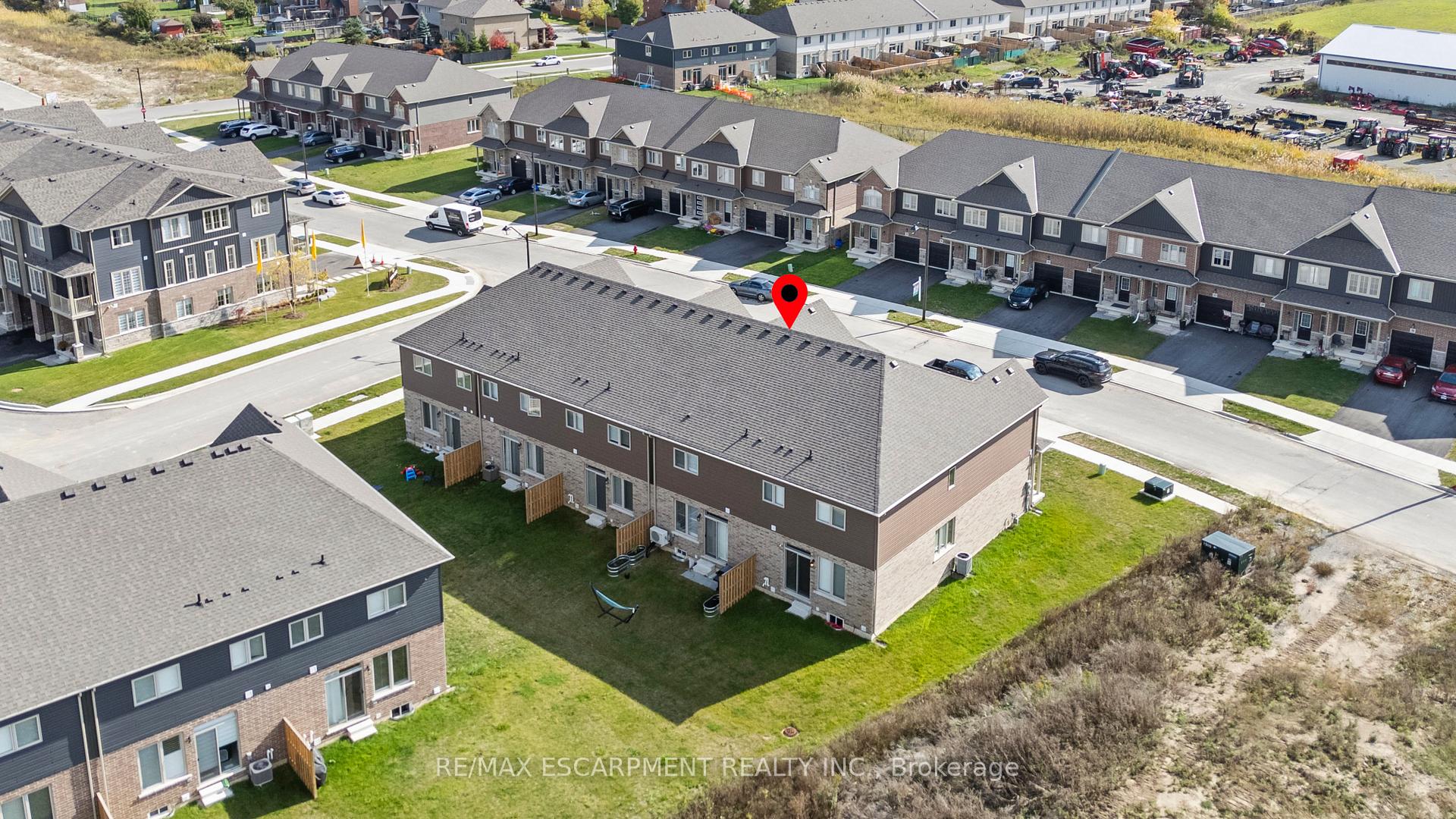Photo 47 of 23 Zoe Lane, Hamilton, Rural Glanbrook — HOMEH