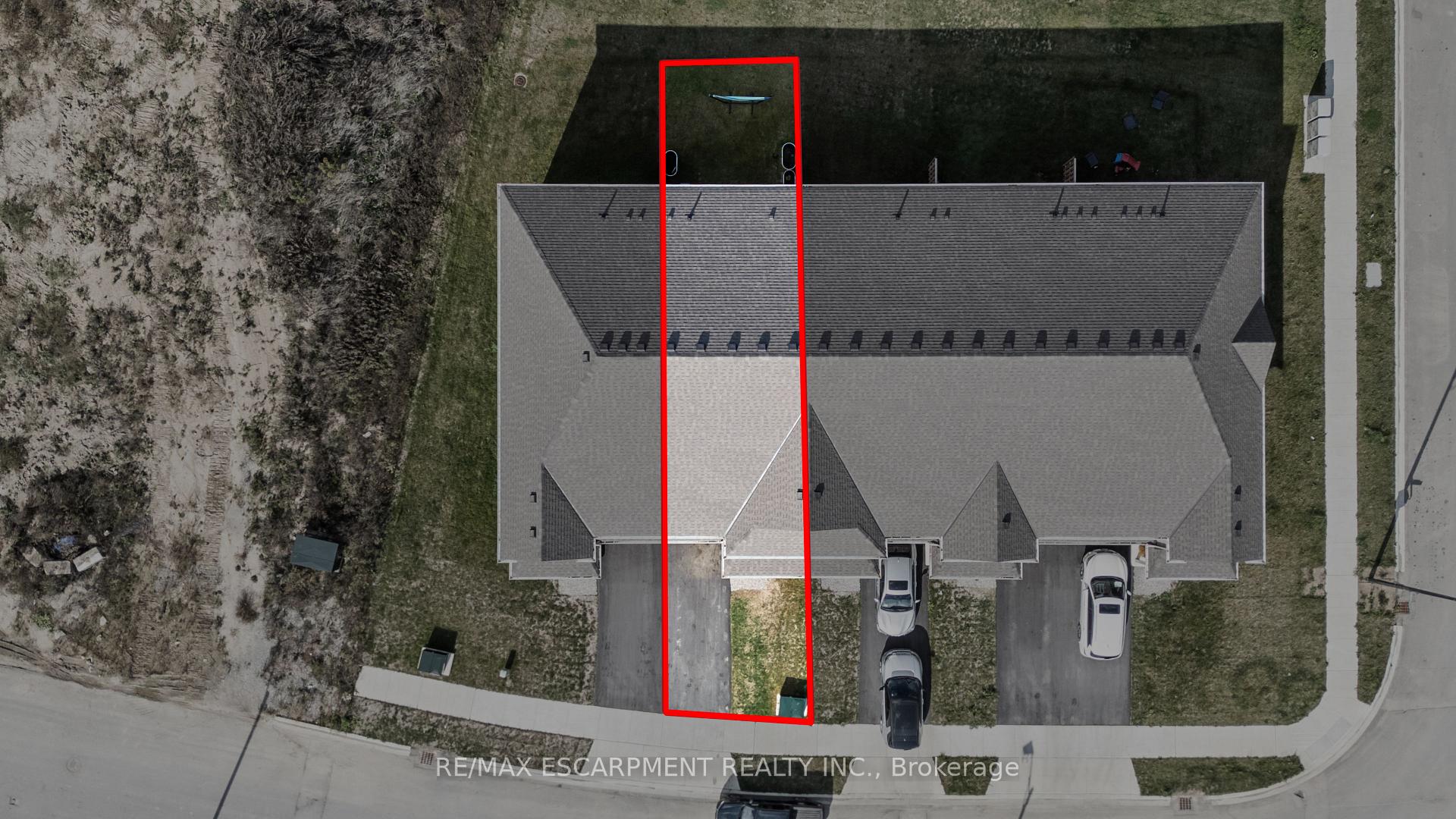 Photo 50 of 23 Zoe Lane, Hamilton, Rural Glanbrook — HOMEH