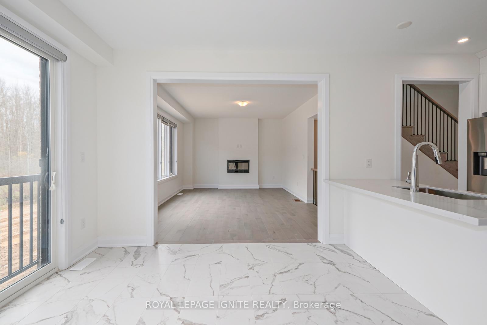 Photo 5 of 51 Del Ray Crescent, Wasaga Beach — HOMEH