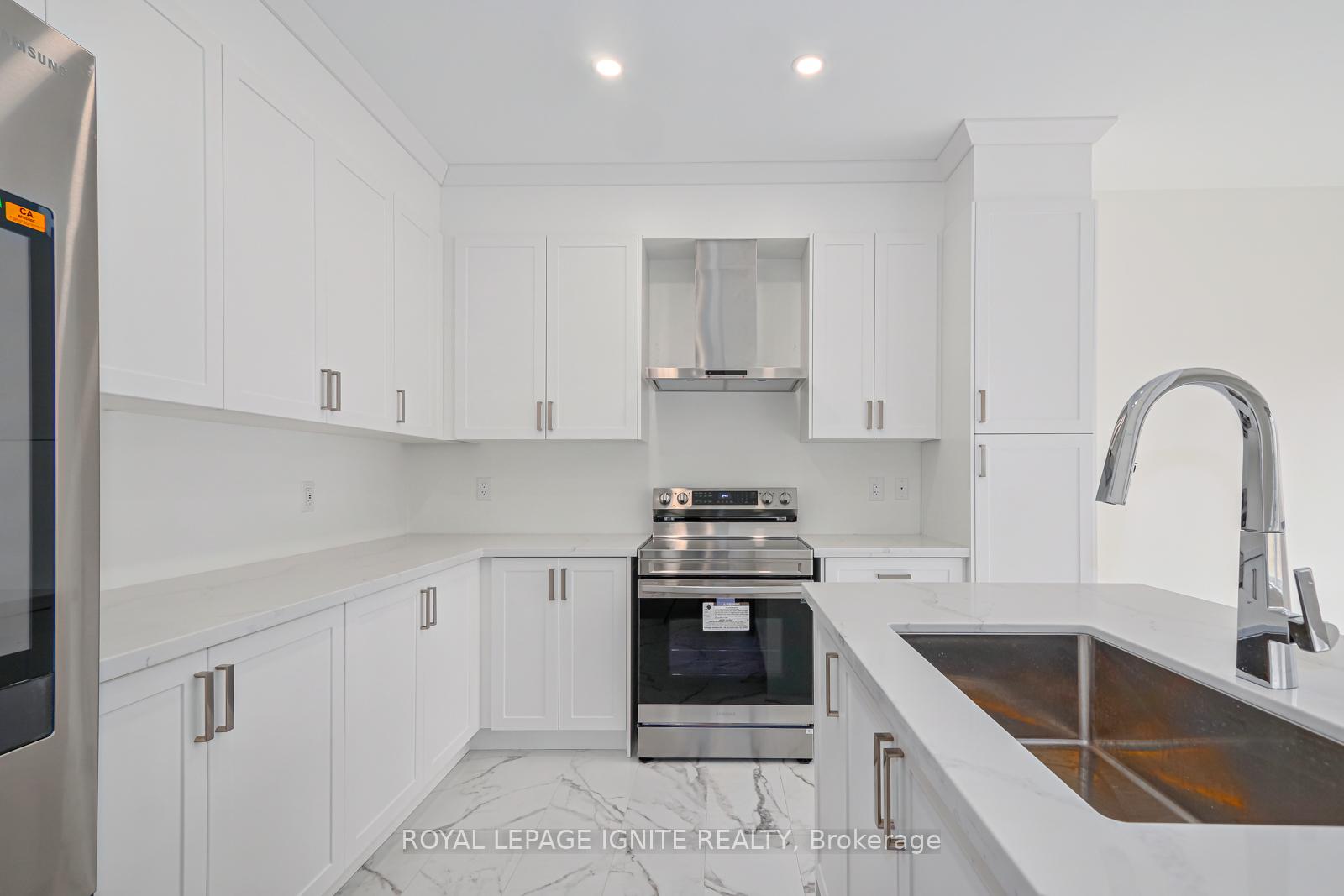 Photo 6 of 51 Del Ray Crescent, Wasaga Beach — HOMEH