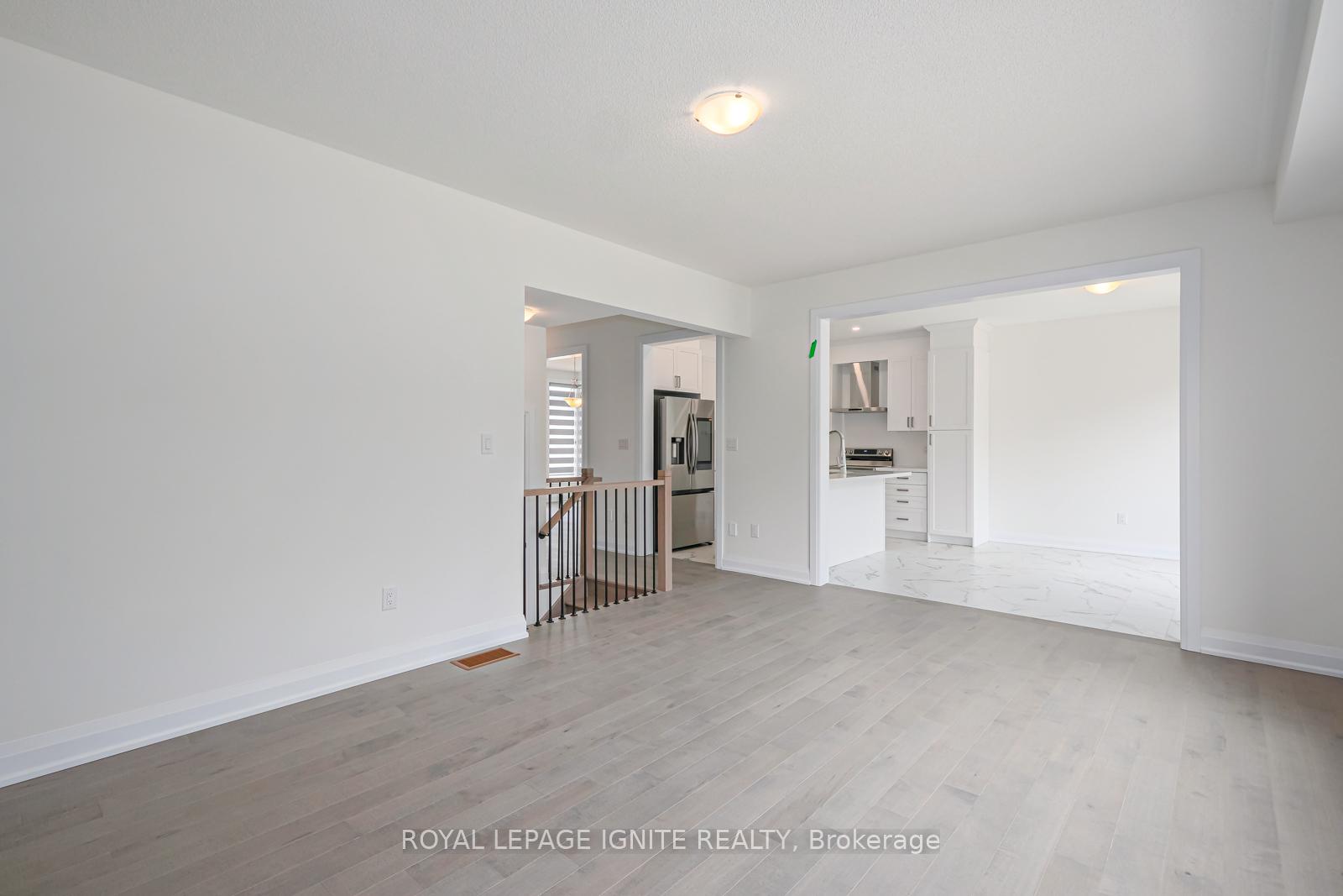 Photo 7 of 51 Del Ray Crescent, Wasaga Beach — HOMEH