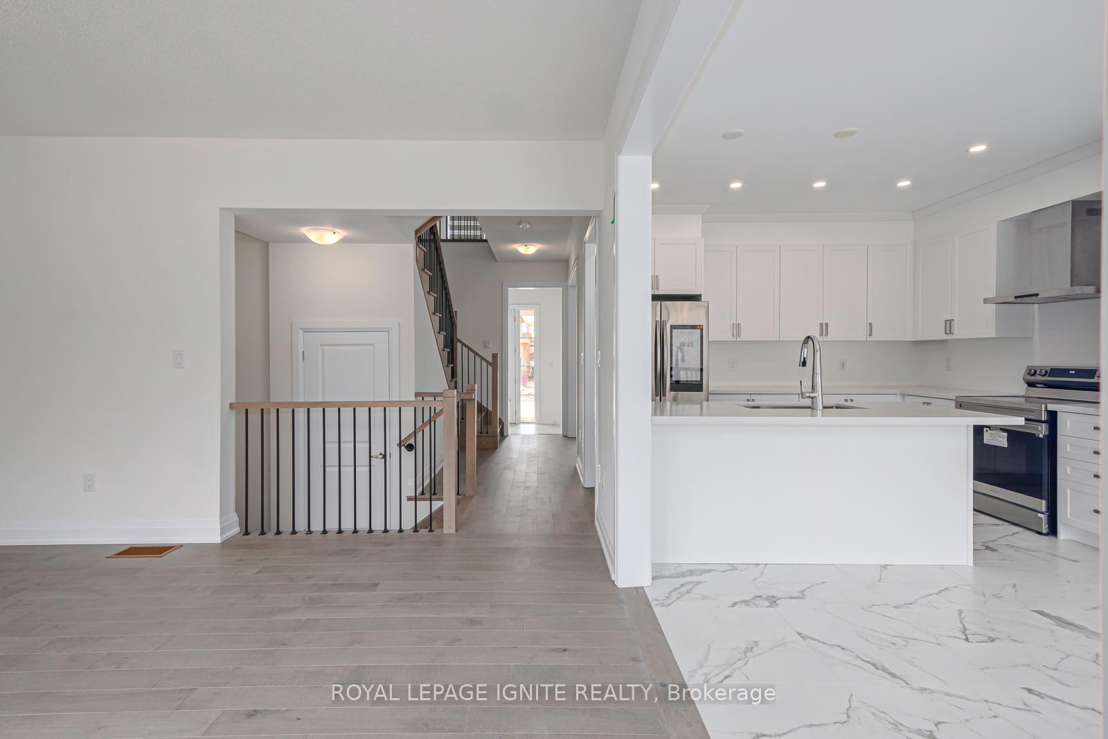 Photo 8 of 51 Del Ray Crescent, Wasaga Beach — HOMEH