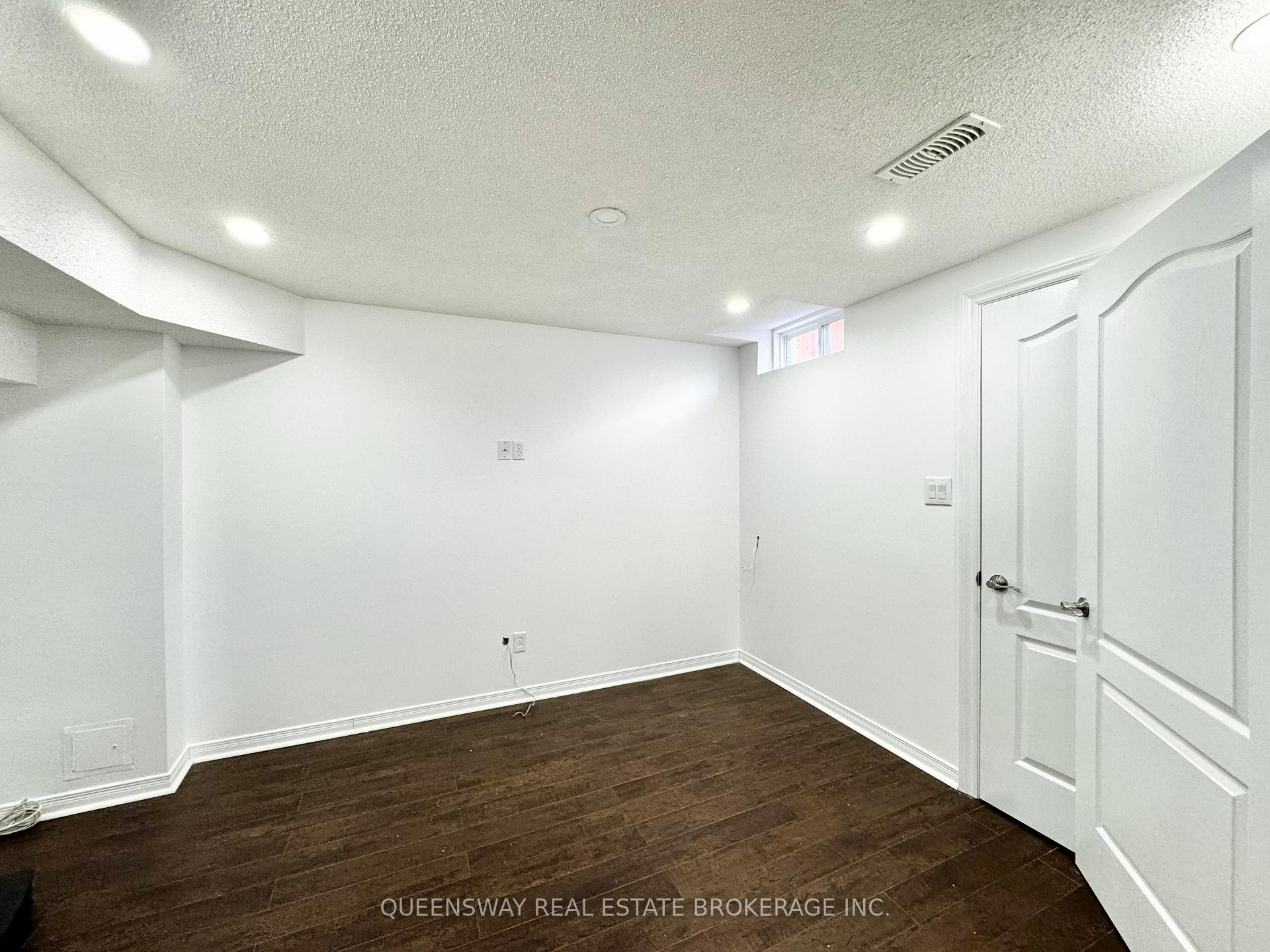 Photo 5 of 5 Coyle Street, Ajax, Northeast Ajax — HOMEH