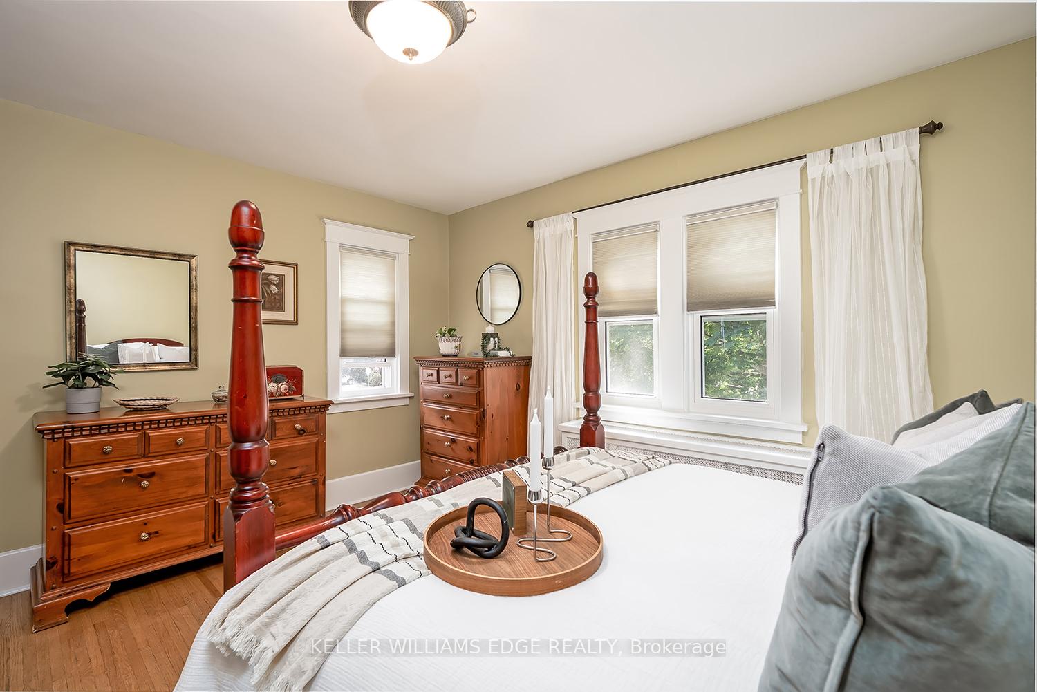 Photo 18 of 88 Paisley Avenue N, Hamilton, Westdale — HOMEH