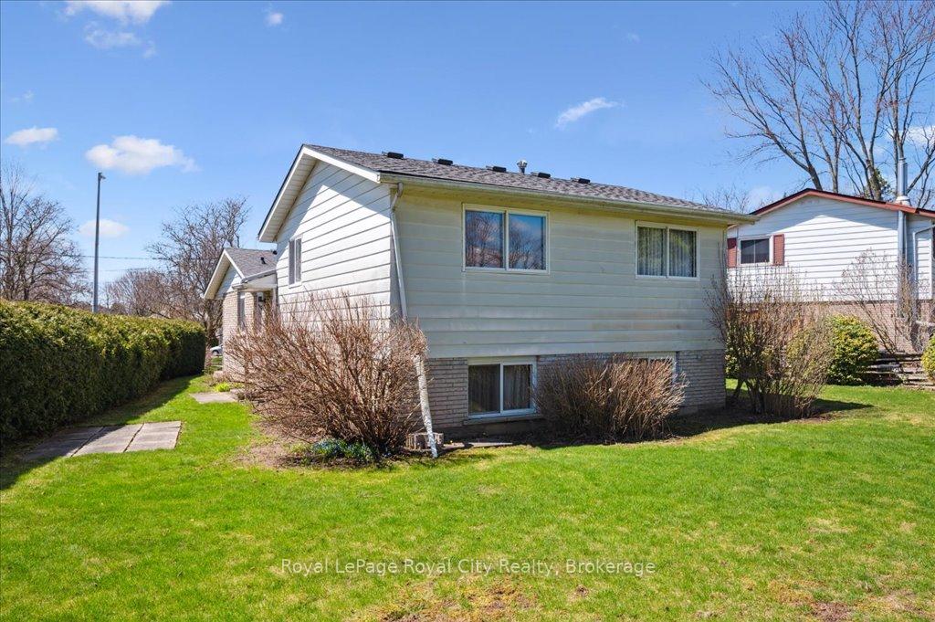 Photo 37 of 29 Vista Terrace, Guelph, Victoria North — HOMEH
