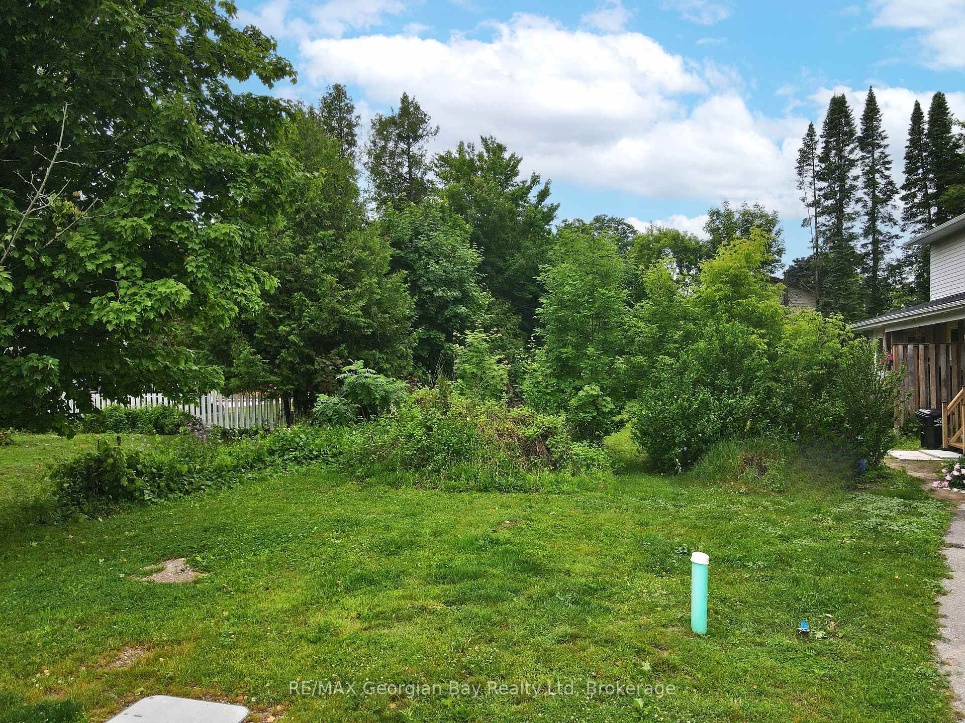 Photo 1 of 192 Seventh Street, Midland — HOMEH