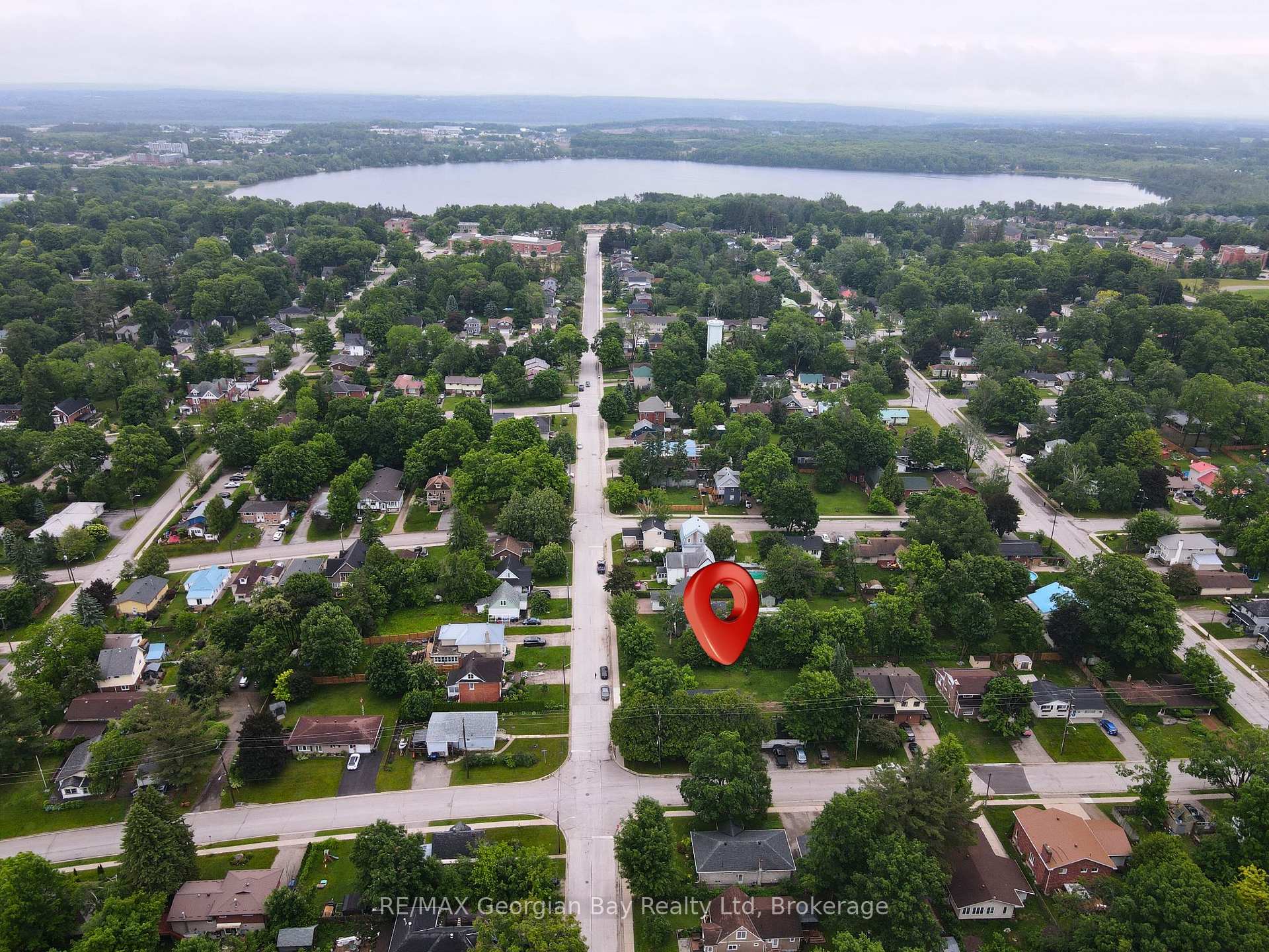 Photo 7 of 192 Seventh Street, Midland — HOMEH