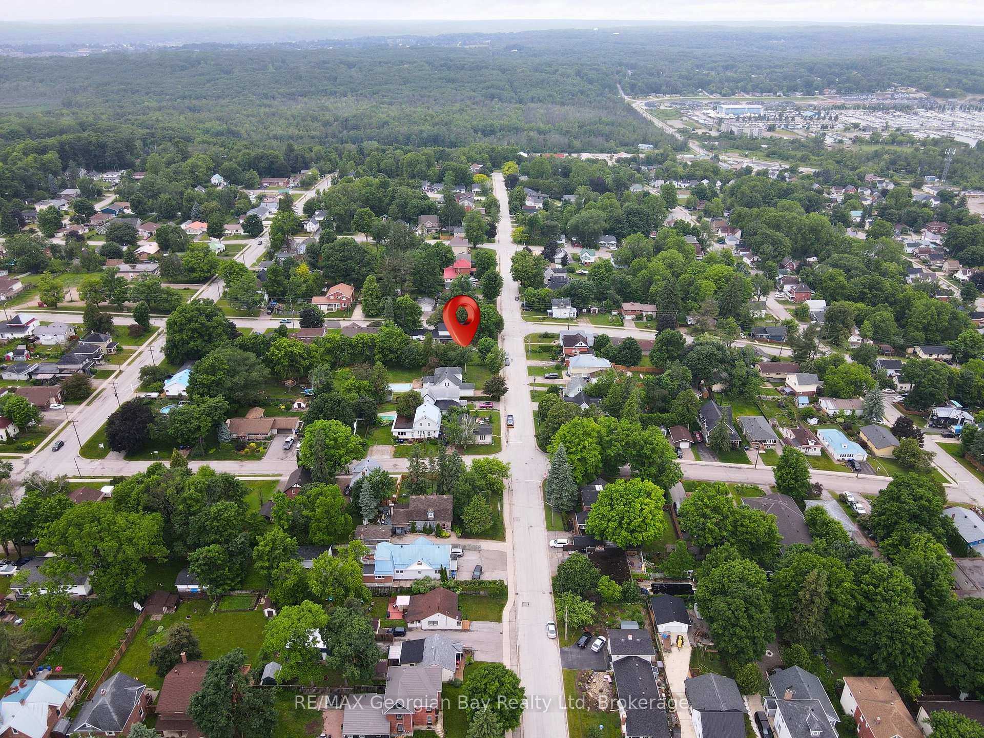 Photo 8 of 192 Seventh Street, Midland — HOMEH