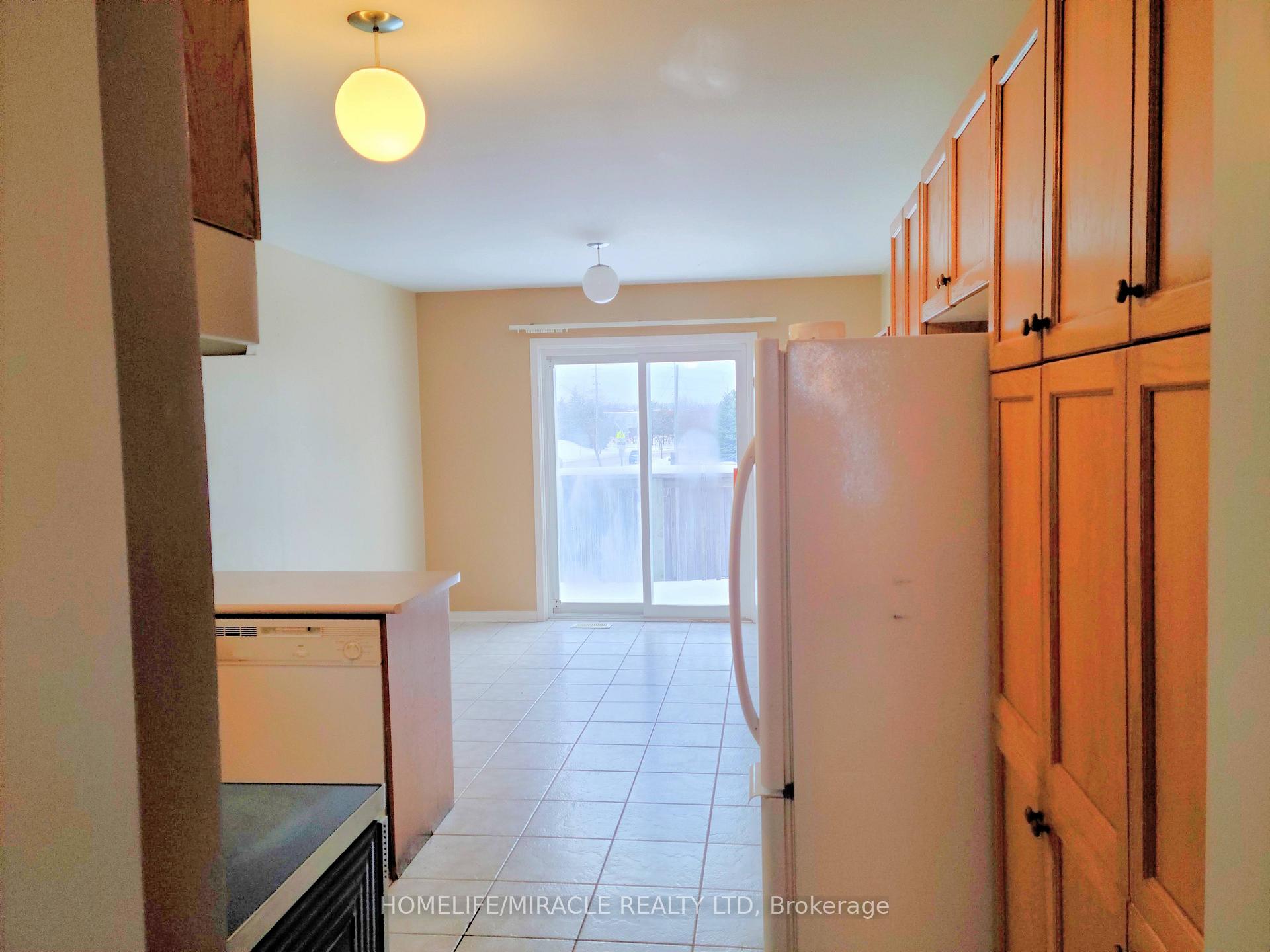 Photo 10 of 260 Stanley Street, Barrie, East Bayfield — HOMEH