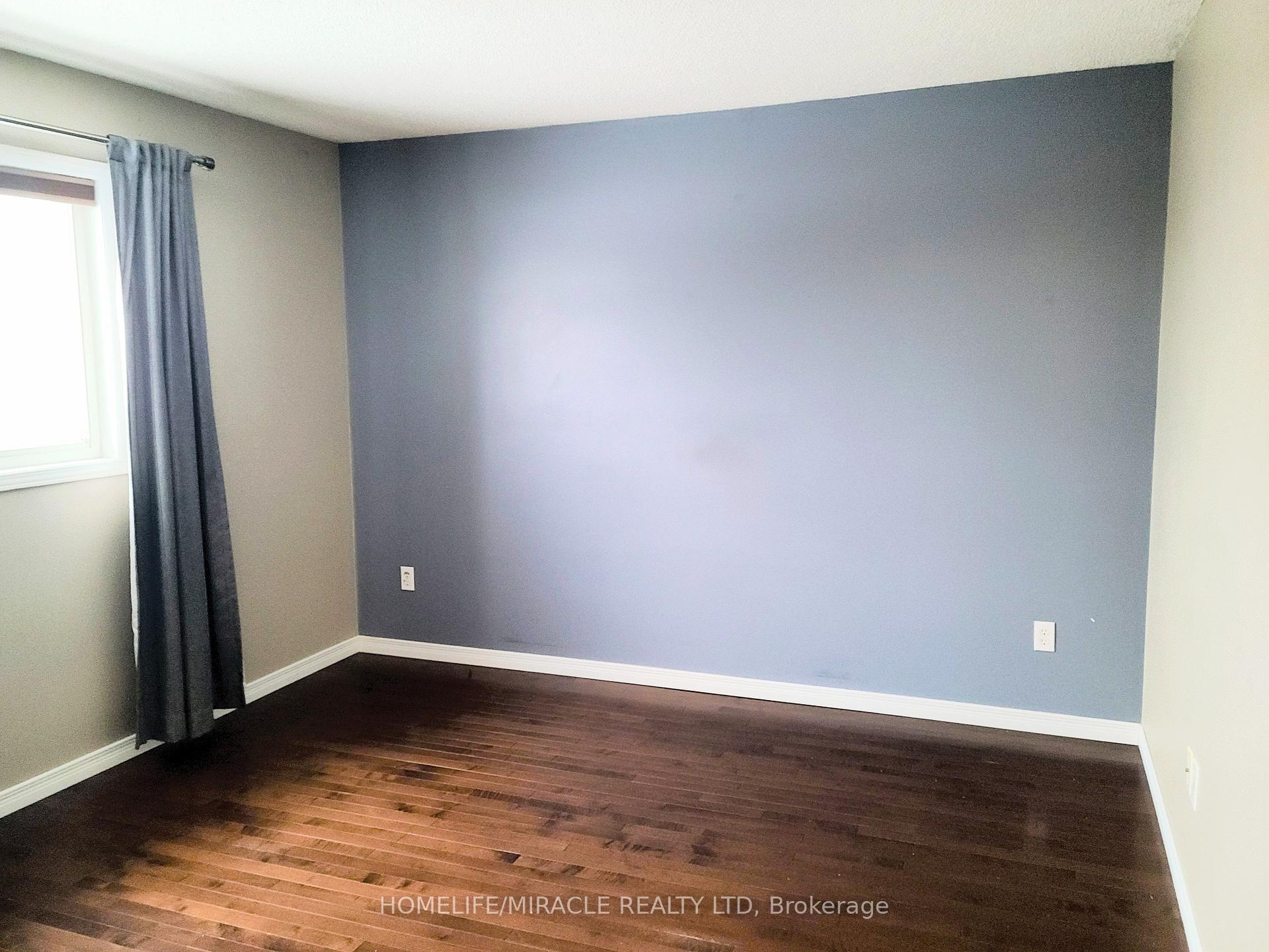 Photo 22 of 260 Stanley Street, Barrie, East Bayfield — HOMEH
