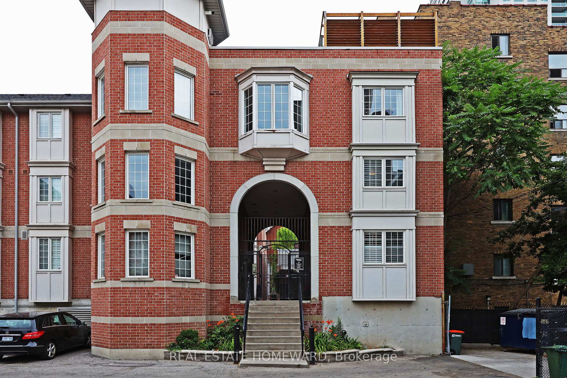 Photo 2 of Unit 30, 6 Wellesley Place, Toronto, Cabbagetown-South St. James Town — HOMEH