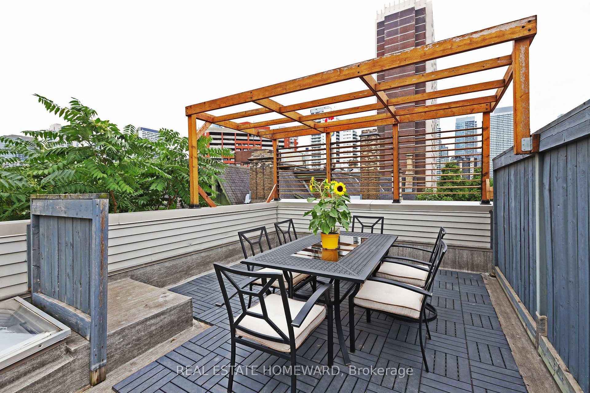 Photo 45 of Unit 30, 6 Wellesley Place, Toronto, Cabbagetown-South St. James Town — HOMEH
