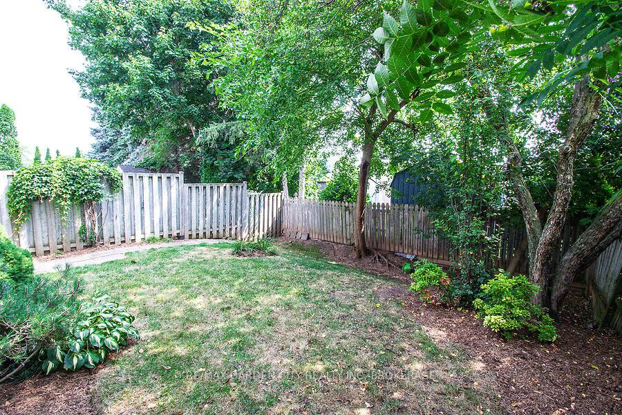 Photo 23 of 4575 Juniper Court, Lincoln, Beamsville — HOMEH