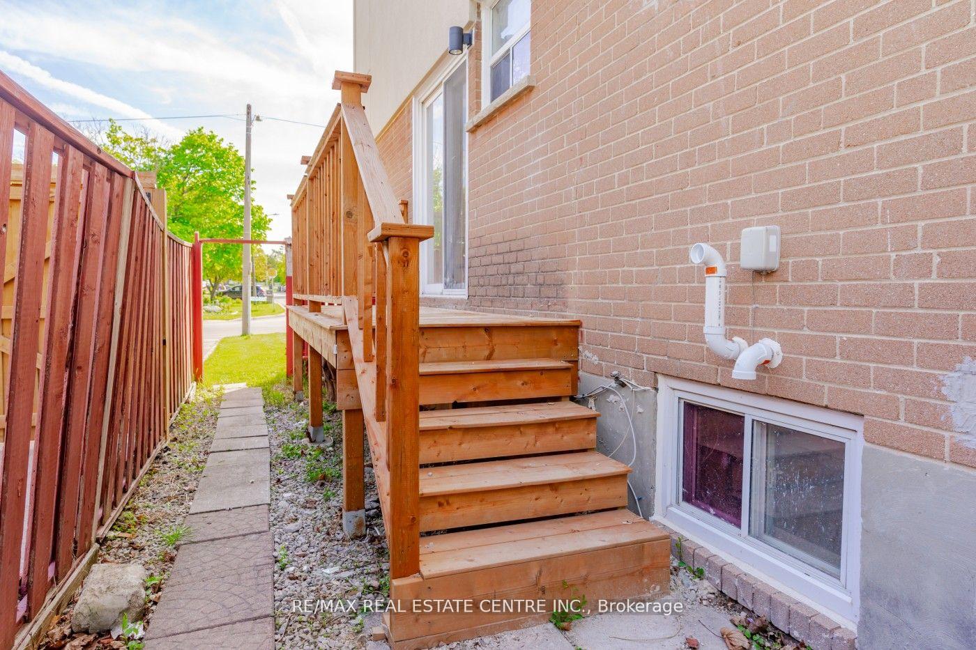 Photo 30 of 5 Autumn Boulevard, Brampton, Avondale — HOMEH