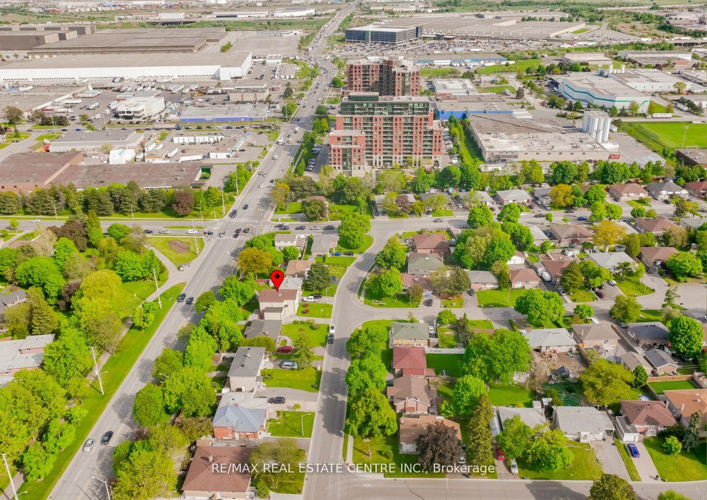 Photo 26 of 5 Autumn Boulevard, Brampton, Avondale — HOMEH