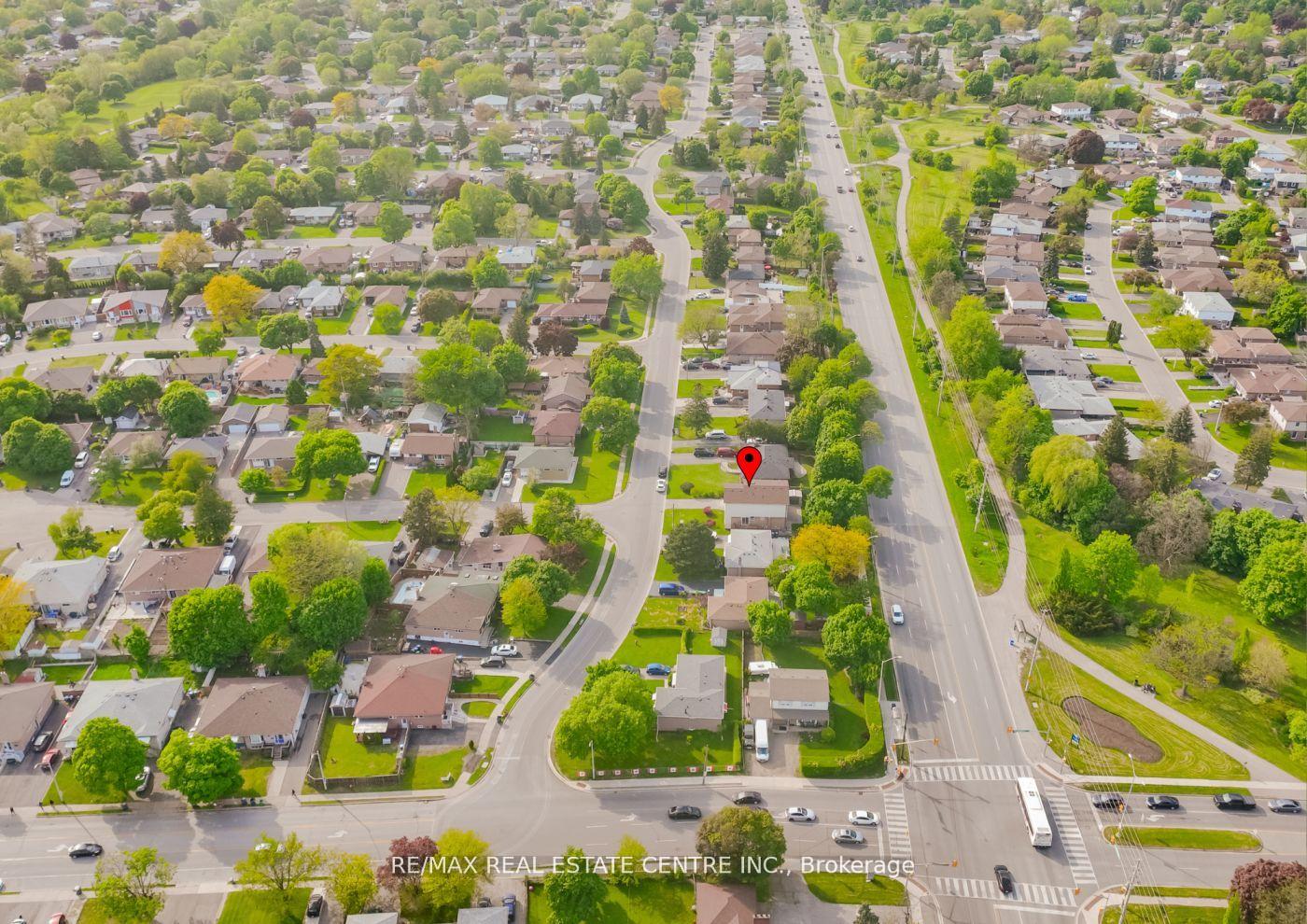 Photo 24 of 5 Autumn Boulevard, Brampton, Avondale — HOMEH