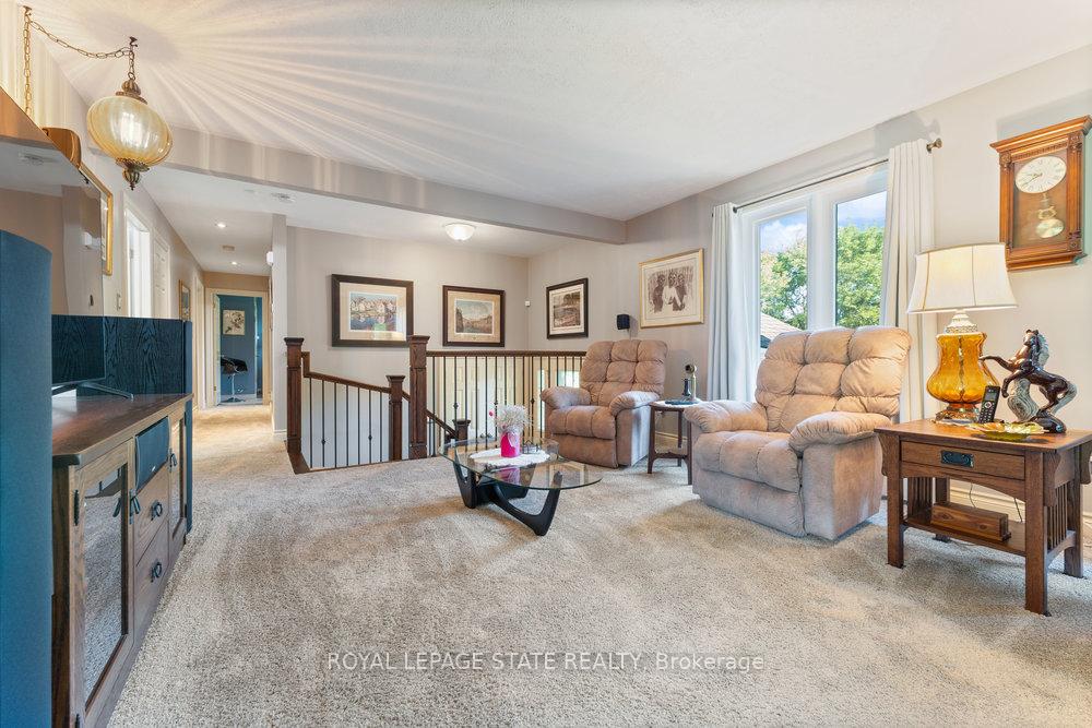Photo 9 of 1909 Old Governors Road, Hamilton, Rural Ancaster — HOMEH