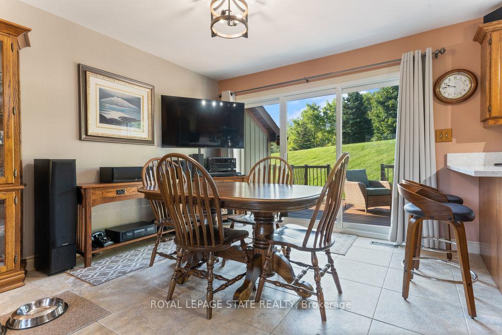 Photo 16 of 1909 Old Governors Road, Hamilton, Rural Ancaster — HOMEH
