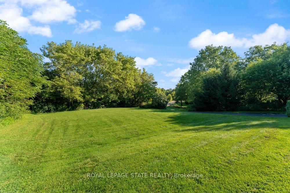 Photo 59 of 1909 Old Governors Road, Hamilton, Rural Ancaster — HOMEH