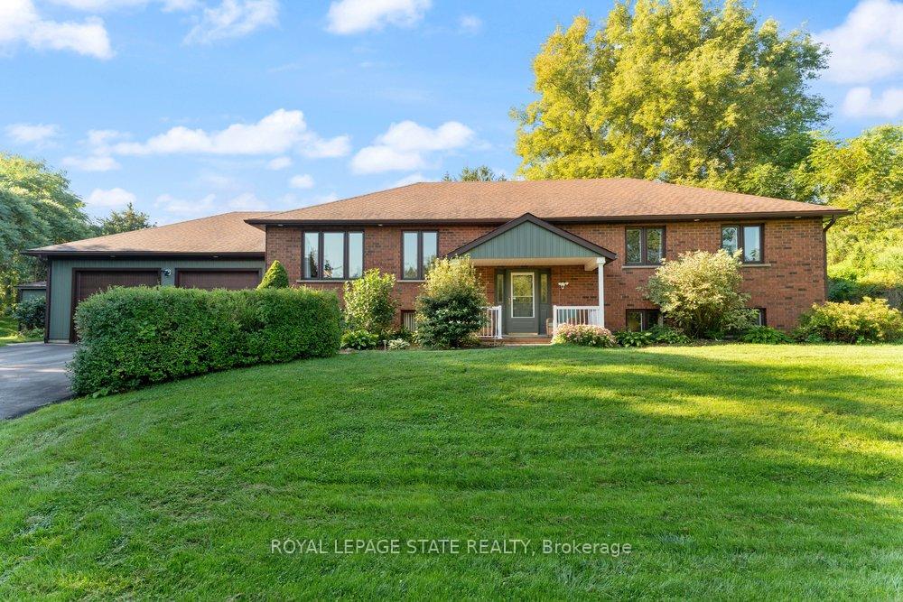 Photo 2 of 1909 Old Governors Road, Hamilton, Rural Ancaster — HOMEH