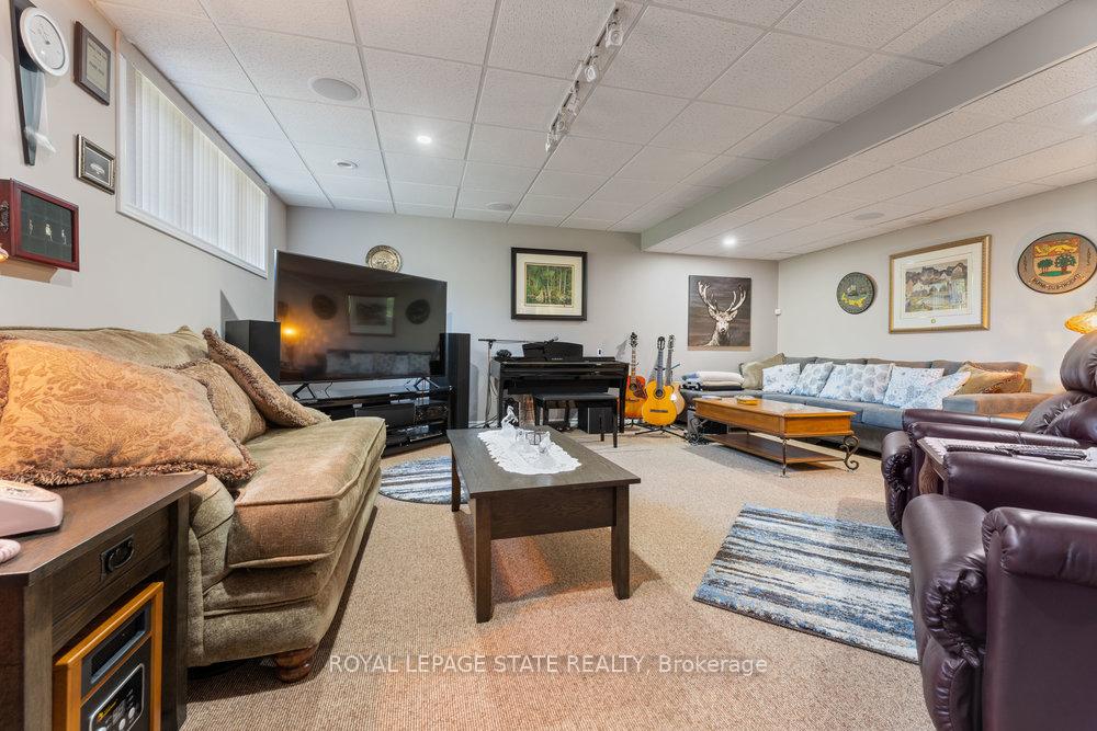 Photo 64 of 1909 Old Governors Road, Hamilton, Rural Ancaster — HOMEH