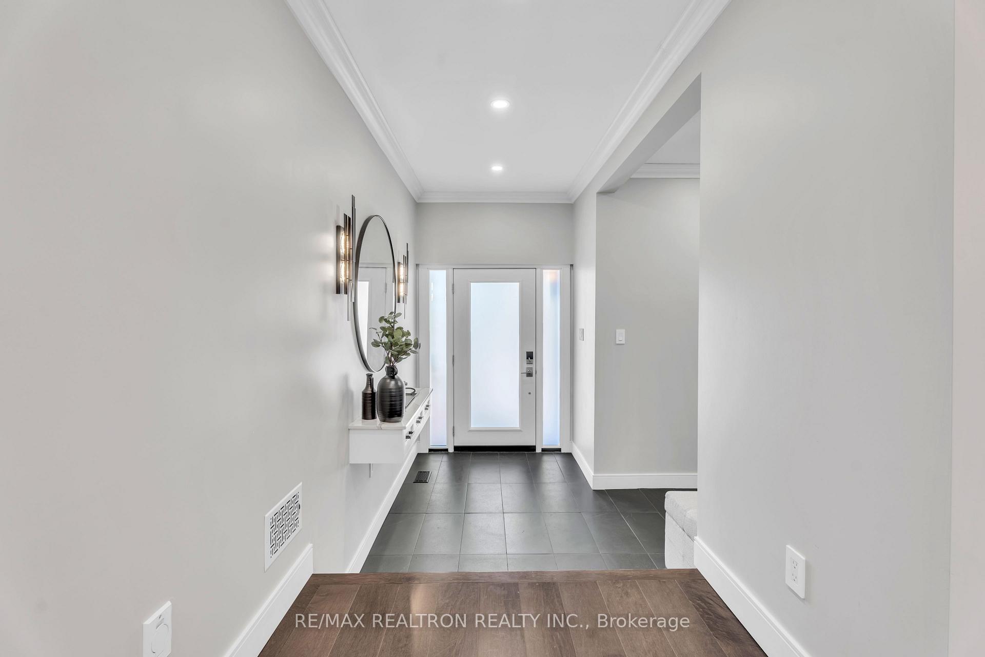 Photo 3 of 536 Dahlia Crescent, Pickering, Rosebank — HOMEH