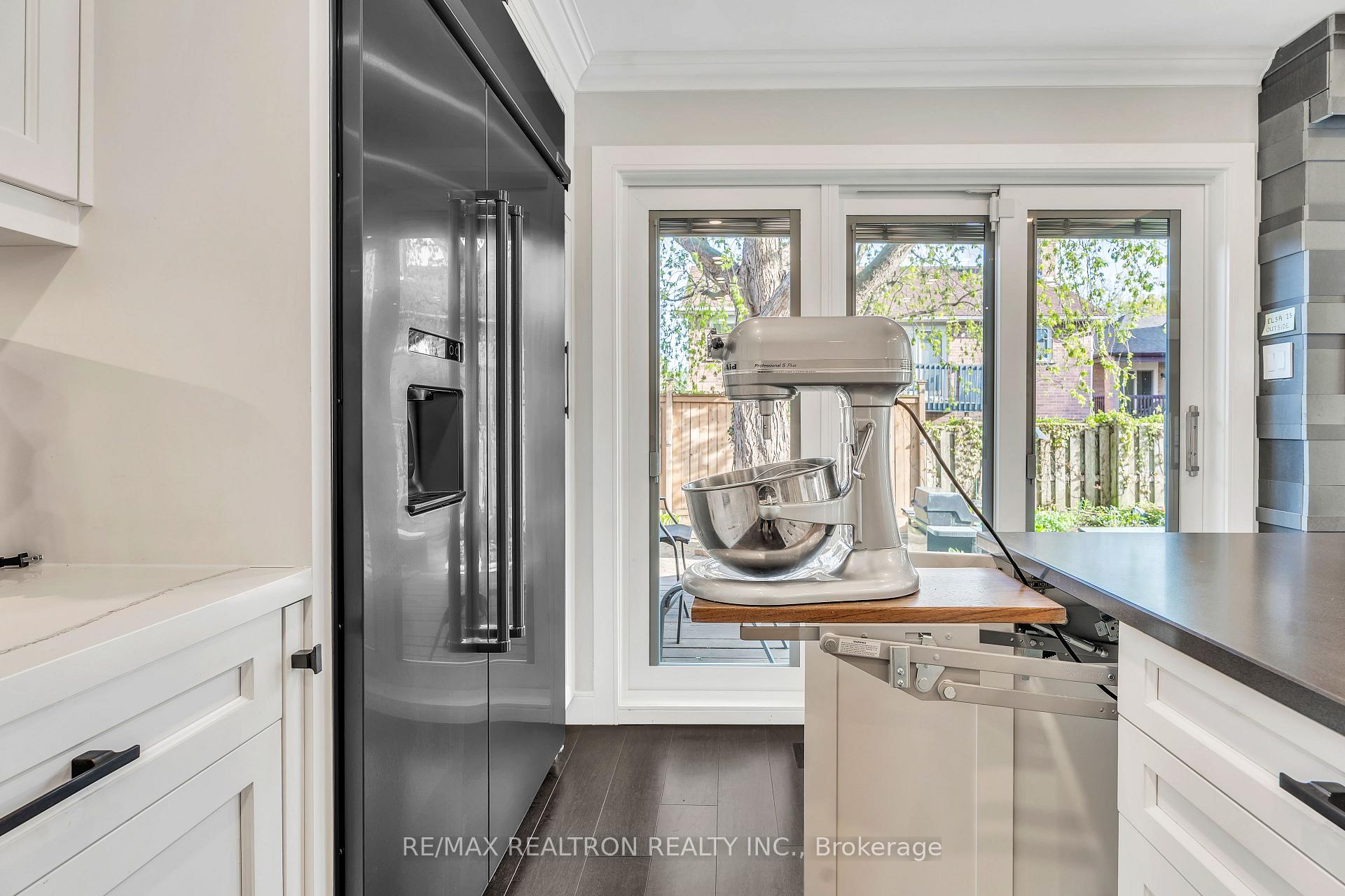 Photo 16 of 536 Dahlia Crescent, Pickering, Rosebank — HOMEH
