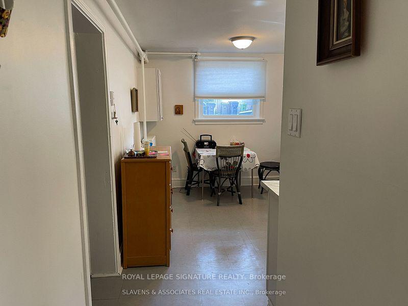 Photo 5 of Unit Lower, 95 Braemar Avenue, Toronto, Yonge-Eglinton — HOMEH