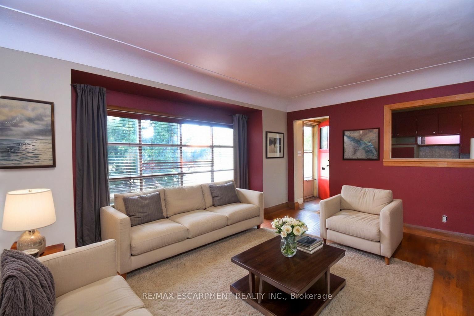 Photo 10 of 394 Upper Ottawa Street, Hamilton, Sunninghill — HOMEH