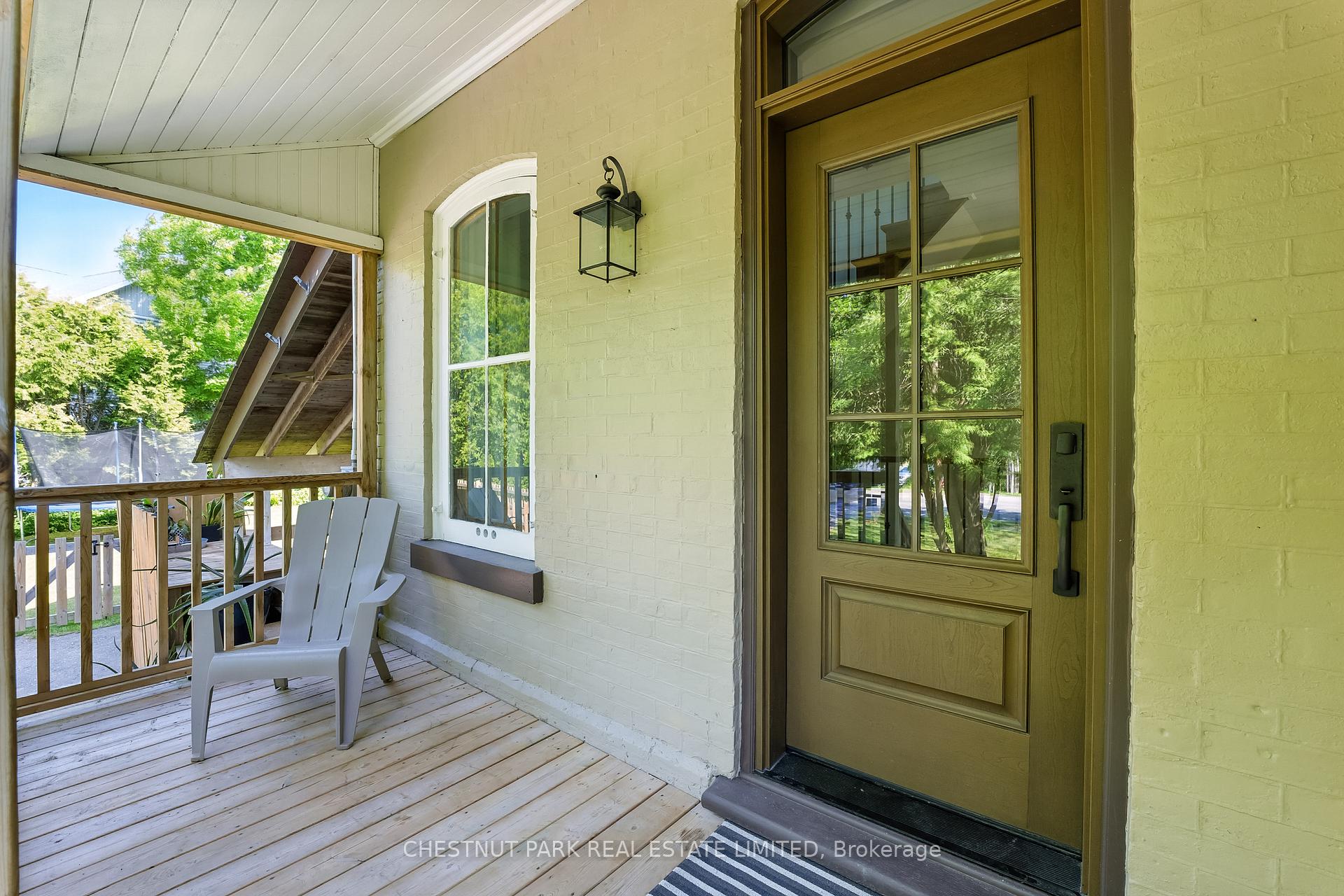 Photo 6 of 98 Reach Street, Uxbridge — HOMEH
