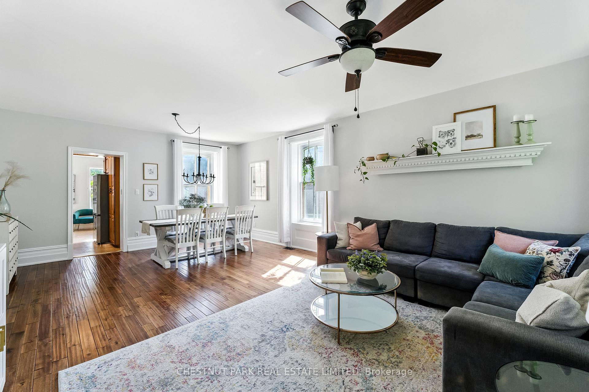 Photo 10 of 98 Reach Street, Uxbridge — HOMEH