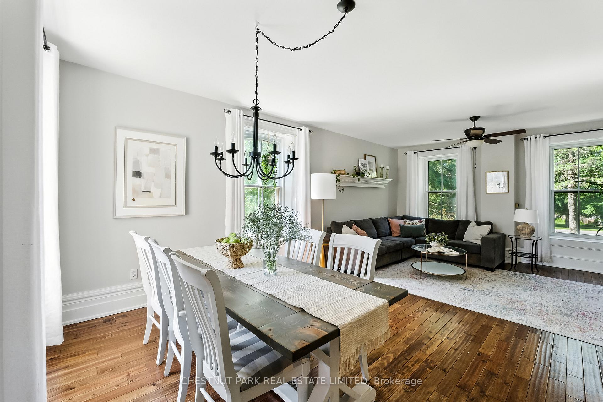 Photo 12 of 98 Reach Street, Uxbridge — HOMEH