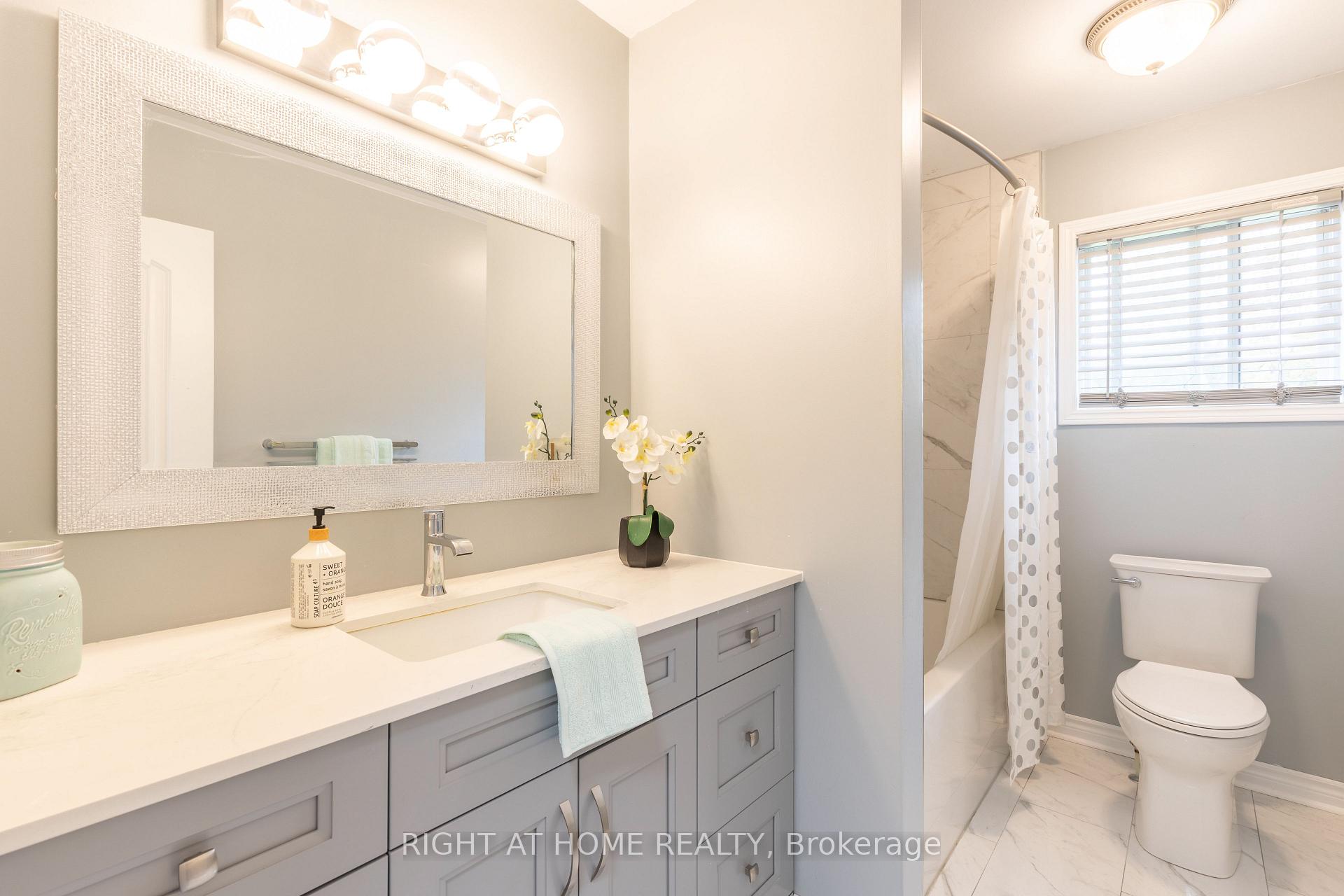 Photo 14 of 6 Edgewood Crescent, Clearview, New Lowell — HOMEH